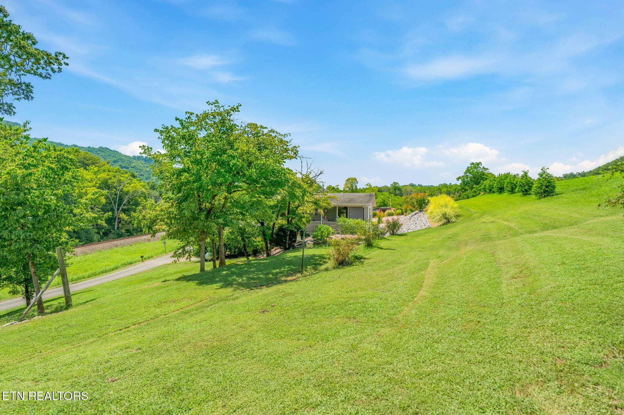 59-web-or-mls-3091 Dutch Valley Road-54 - 3091 Dutch Valley Rd, Washburn, TN 37888, Washburn