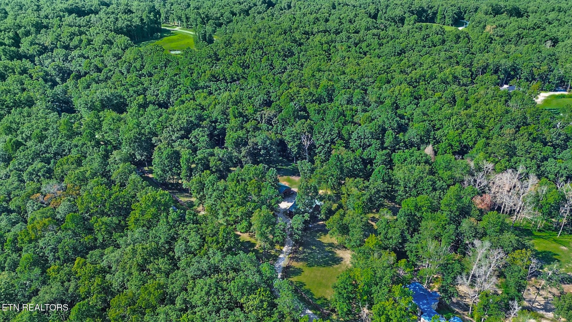 dji_0912-dji_0914 - 358 Red Oak Drive, Jamestown, TN 38556