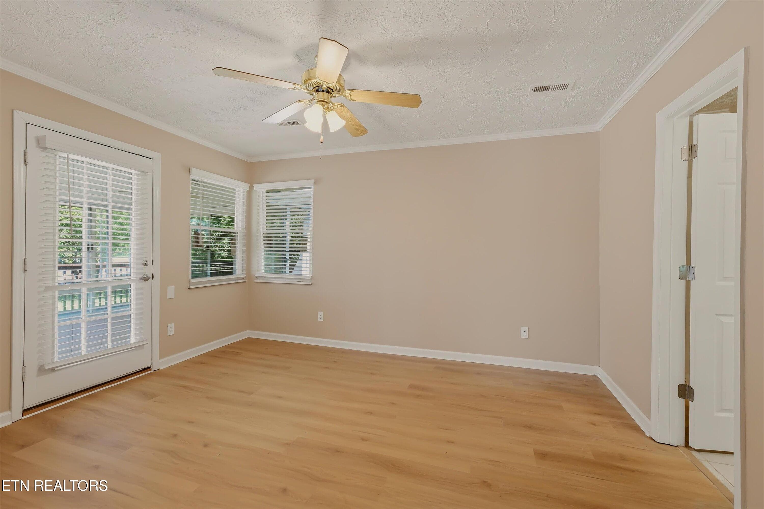 17-FINAL-15 - 3119 Kingsmore Drive, Knoxville, TN 37921, Knoxville