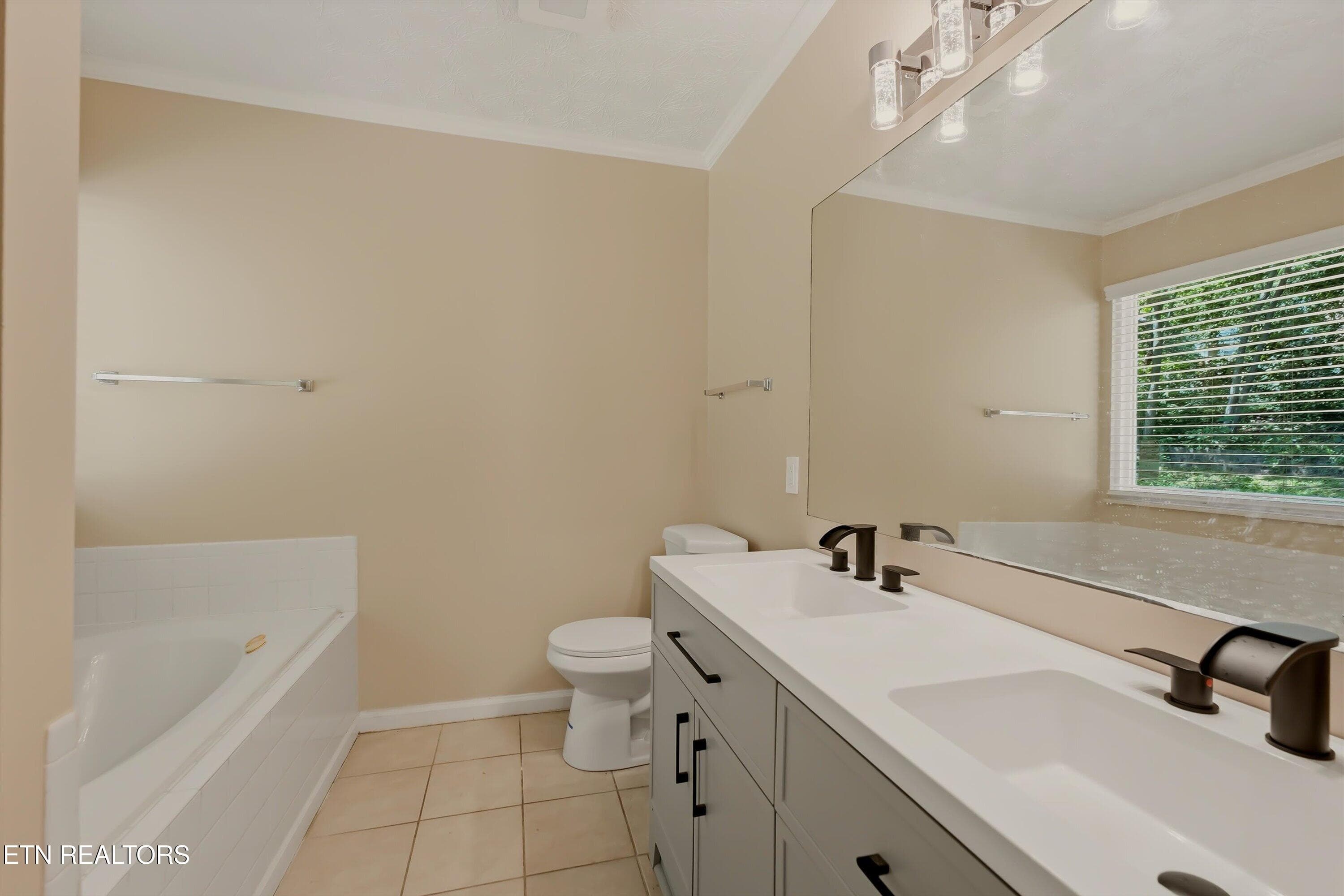 20-FINAL-18 - 3119 Kingsmore Drive, Knoxville, TN 37921, Knoxville