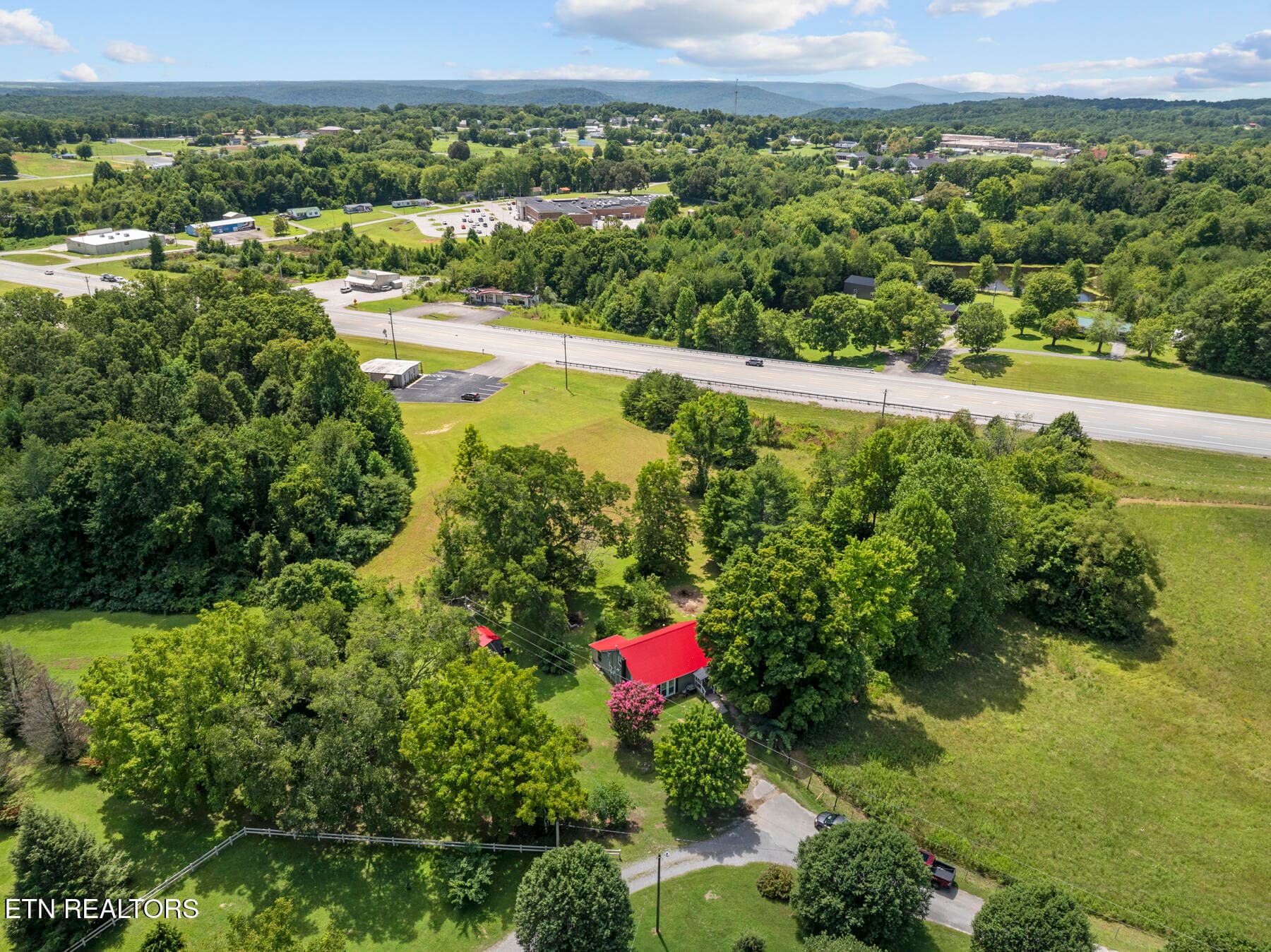 DJI_20260818134619_0173_D - 384 Woodlee St, Spencer, TN 38585