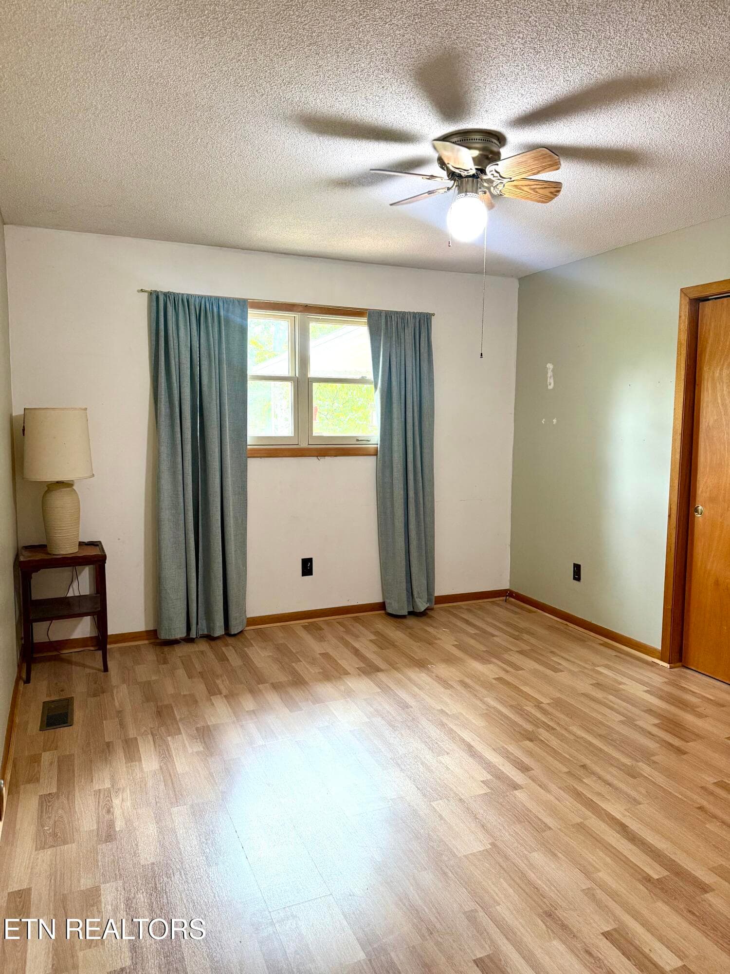 IMG_1821 - 618 Corum Rd, Knoxville, TN 37924