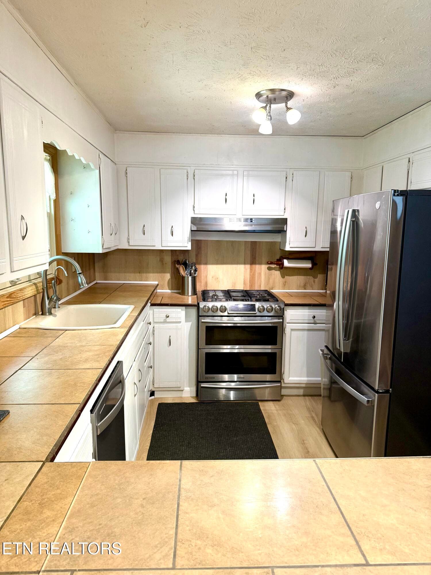 IMG_1835 - 618 Corum Rd, Knoxville, TN 37924