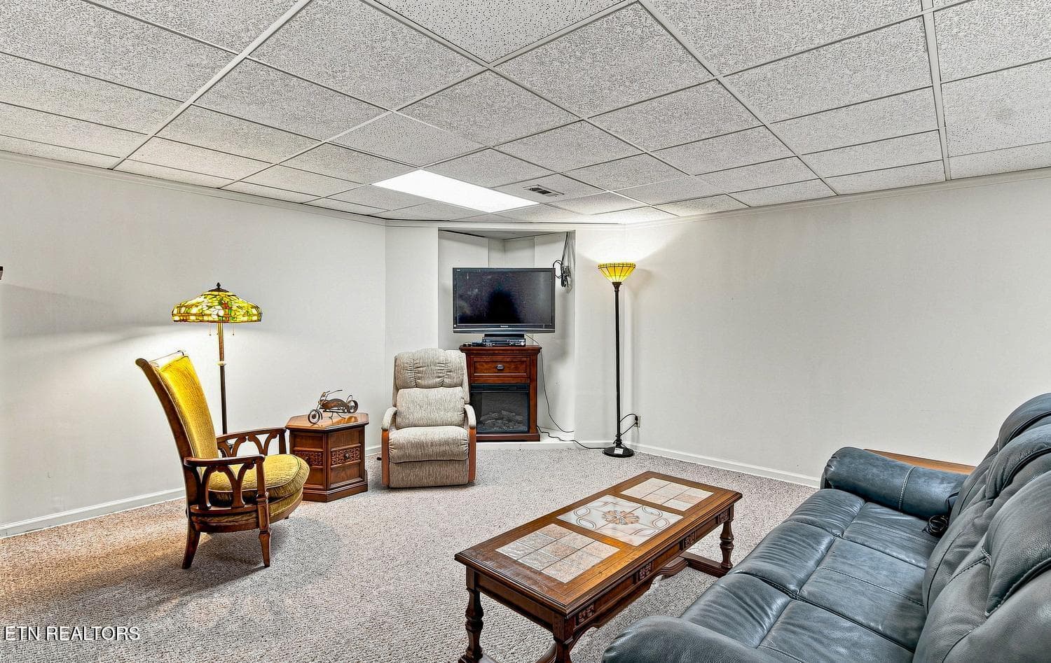 Dnstrs/Den Area - 1211 Rockley Rd, Knoxville, TN 37932