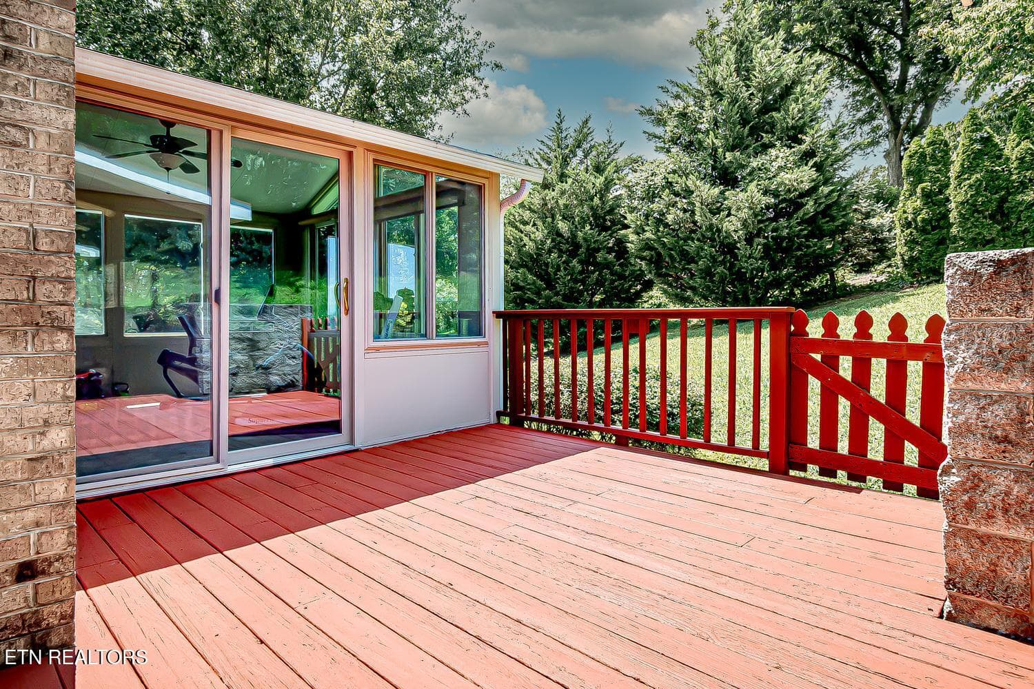 Open Deck Beside Back Porch - 1211 Rockley Rd, Knoxville, TN 37932
