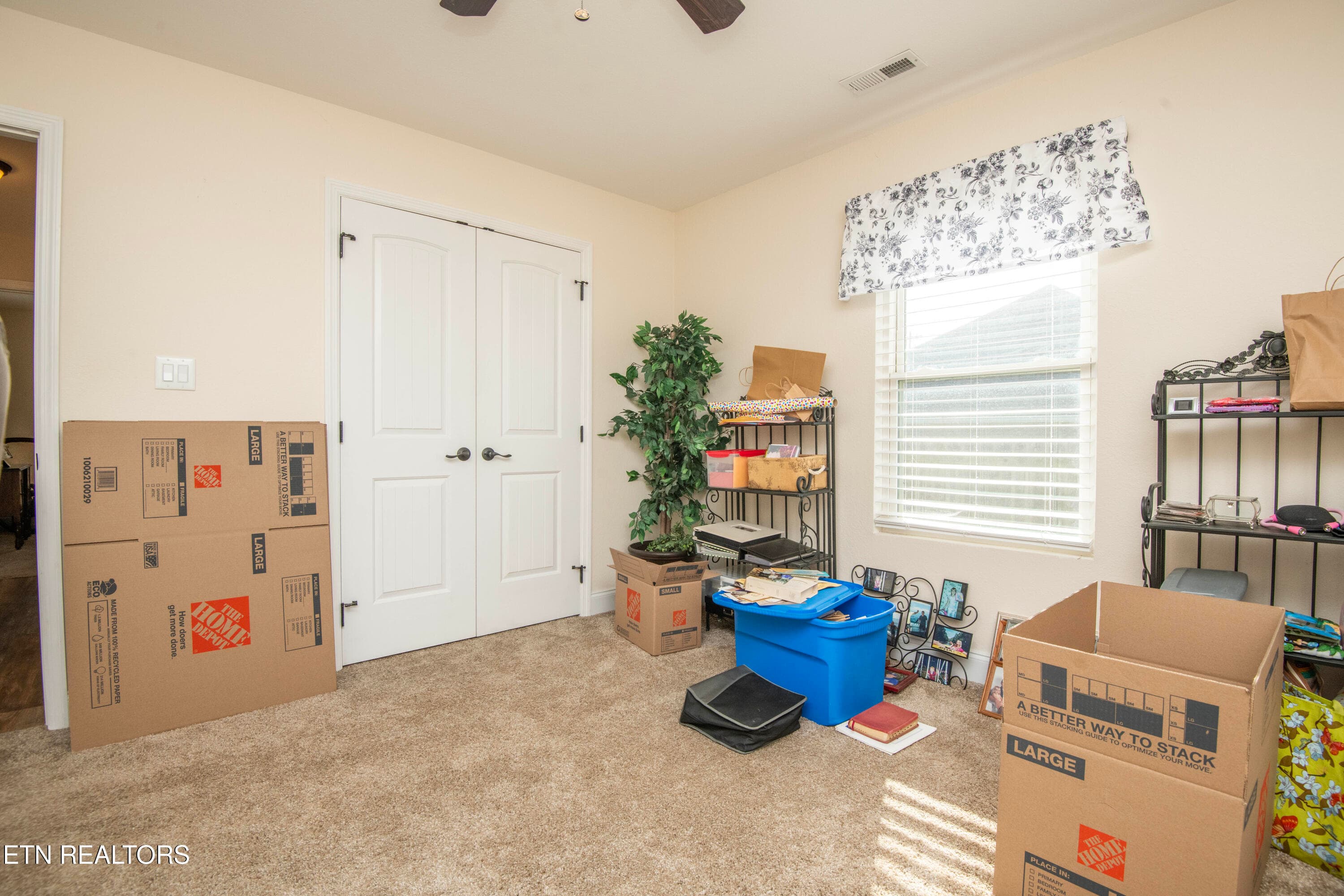 second bed - 1125 Walker Rd, Maryville, TN 37801