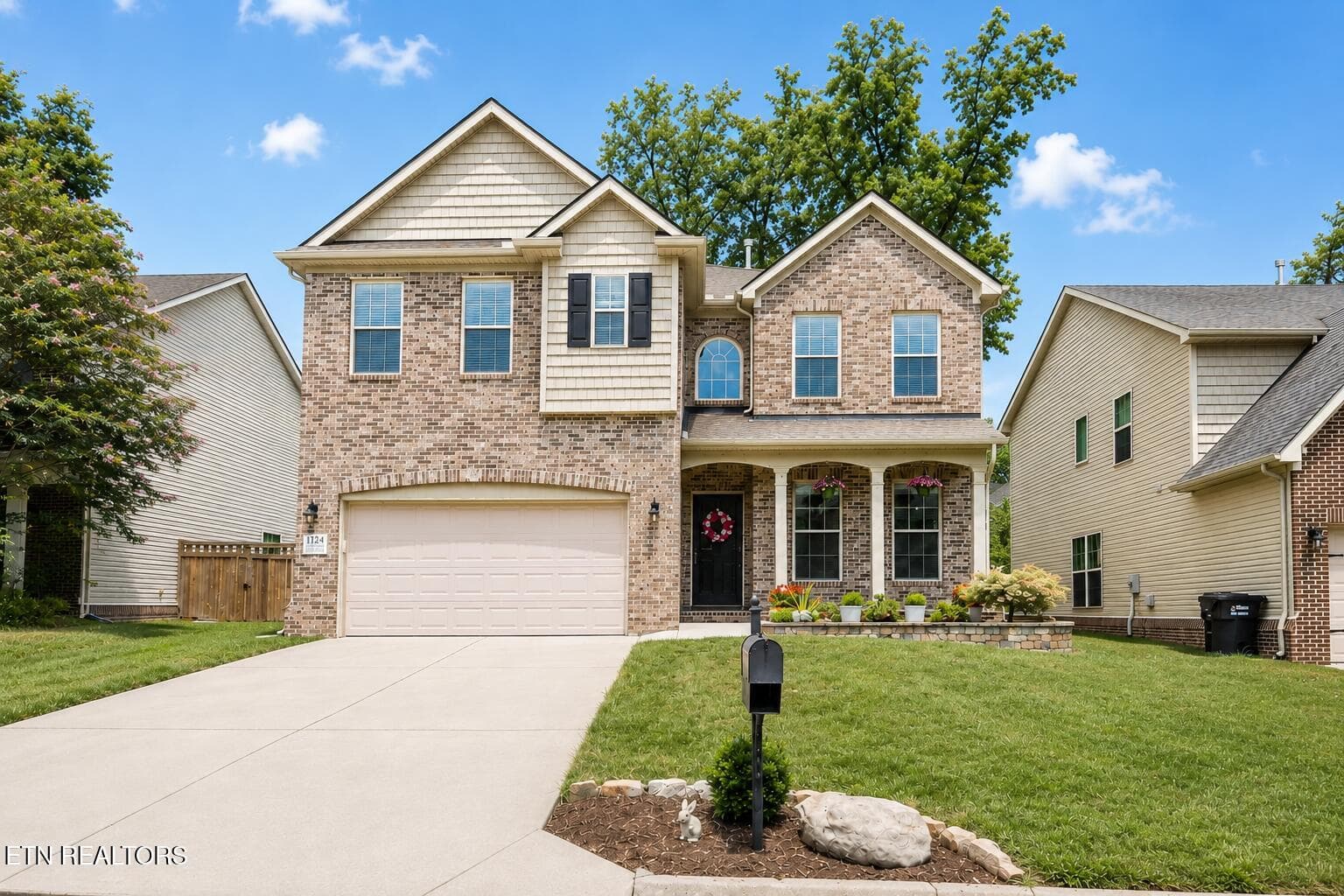 1124 Looking Glass Lane, Knoxville, TN 37919