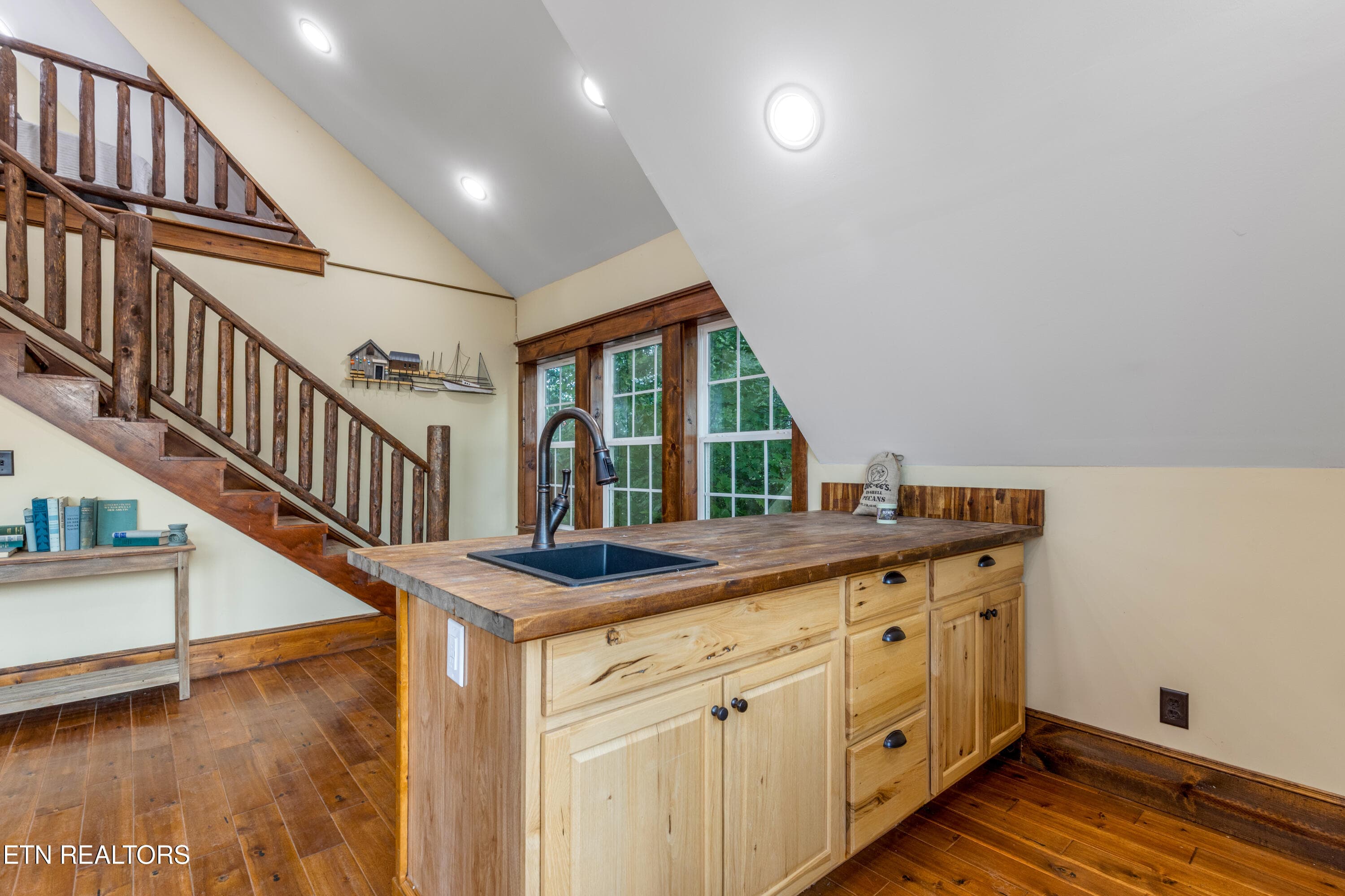 Lakeside-62 - 260 Lakeside Lodge Lane, Spring City, TN 37381