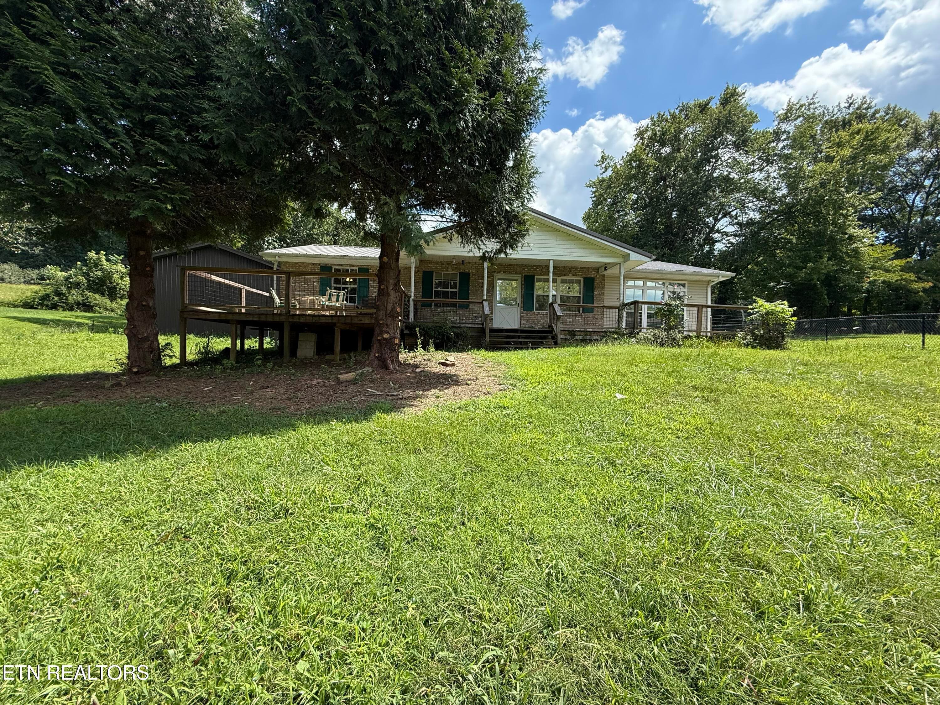 175 Hill Top St, Huntsville, TN 37756