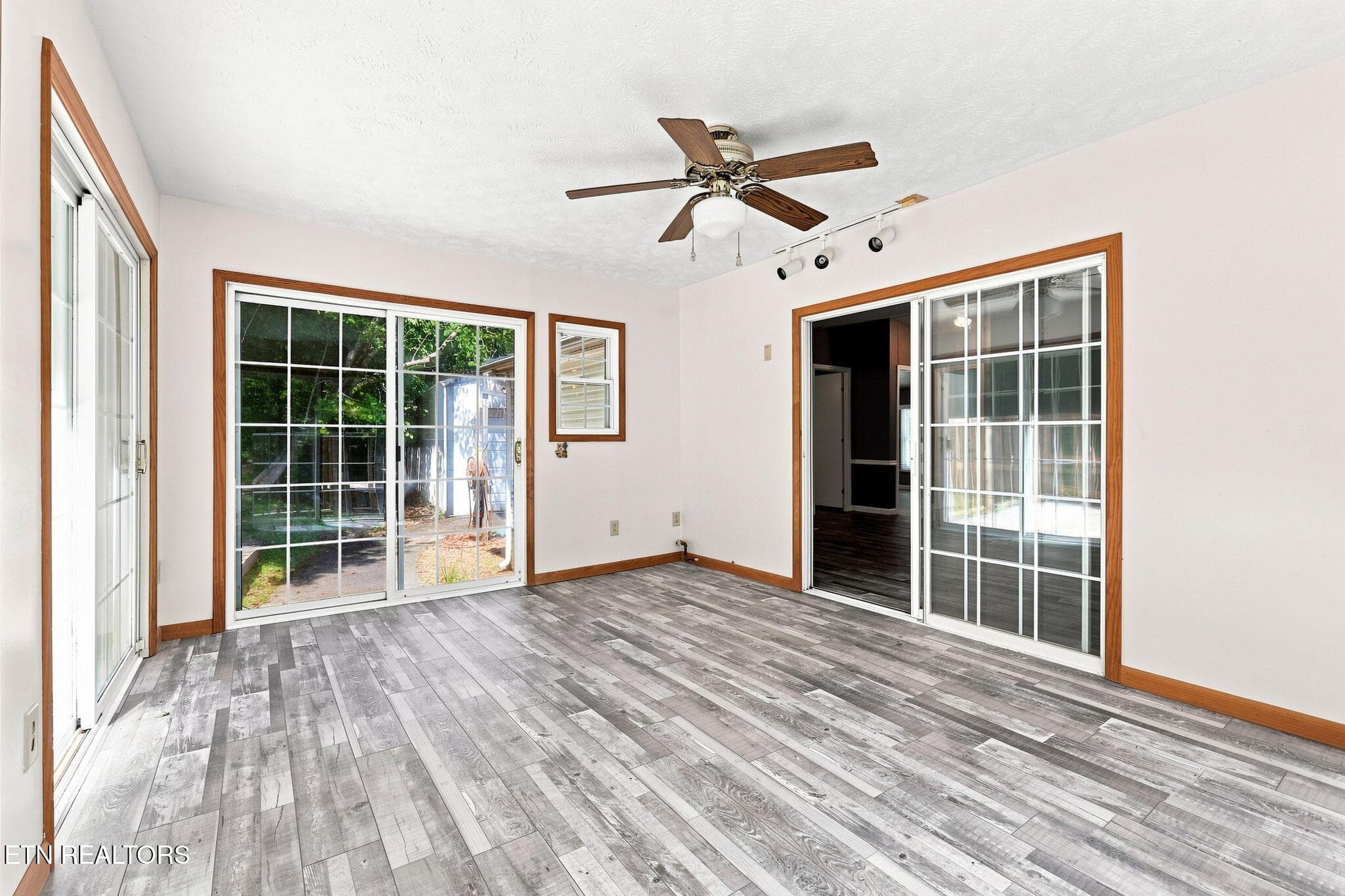 69-web-or-mls-3F1A0177 - 8111 Pickens Gap Rd, Knoxville, TN 37920