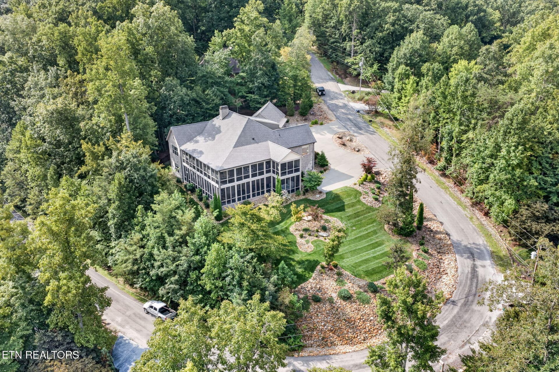 17-web-or-mls-142 Pineridge Loop_082_TNP - 142 Pineridge Loop, Crossville, TN 38558