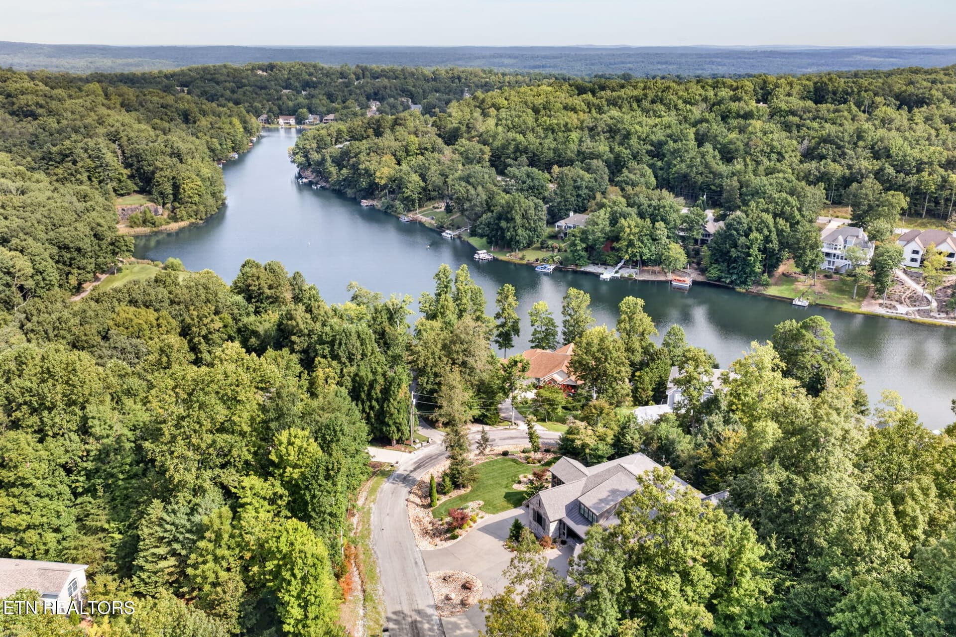 13-web-or-mls-142 Pineridge Loop_063_TNP - 142 Pineridge Loop, Crossville, TN 38558
