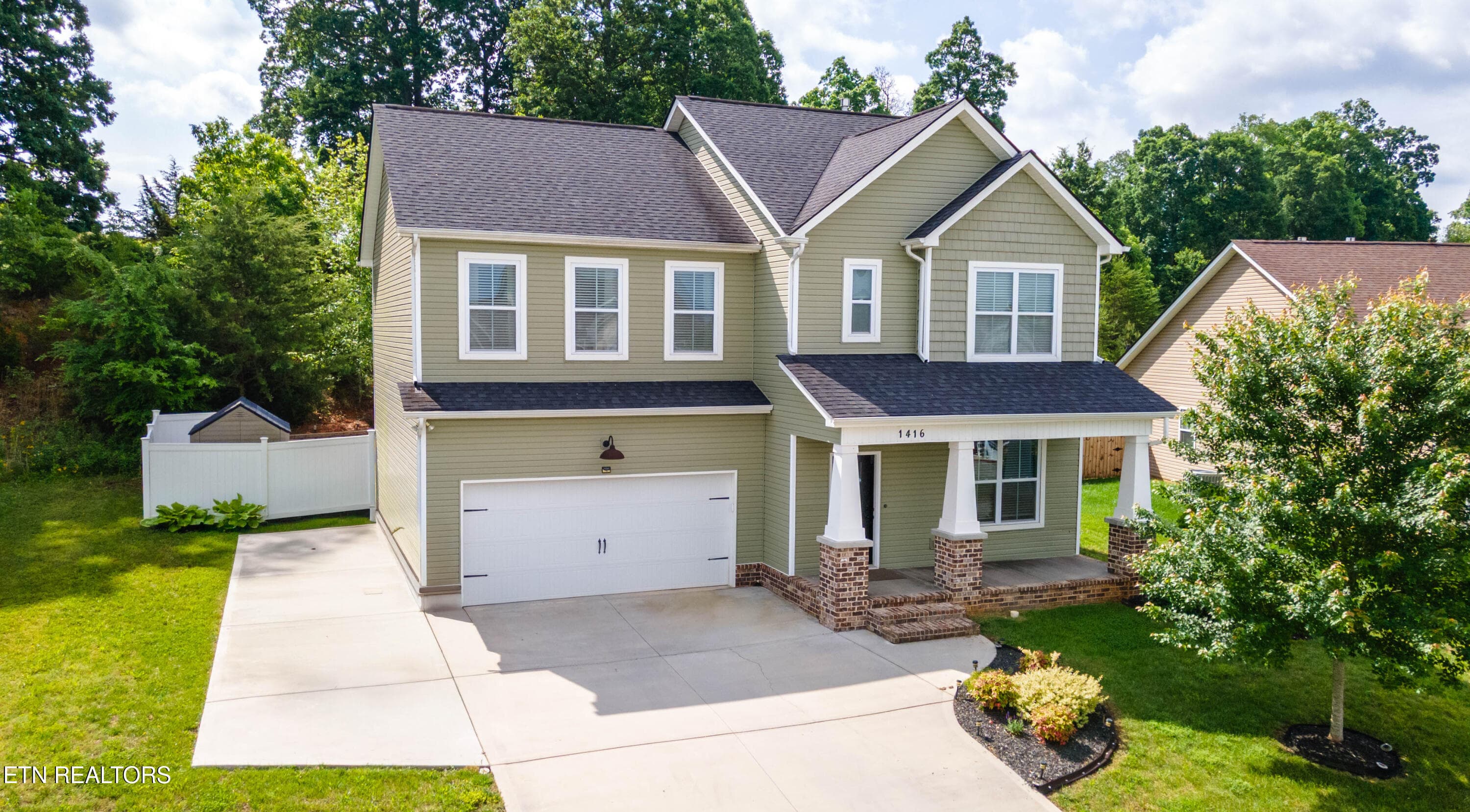 1416 Madison Oaks Rd, Knoxville, TN 37924