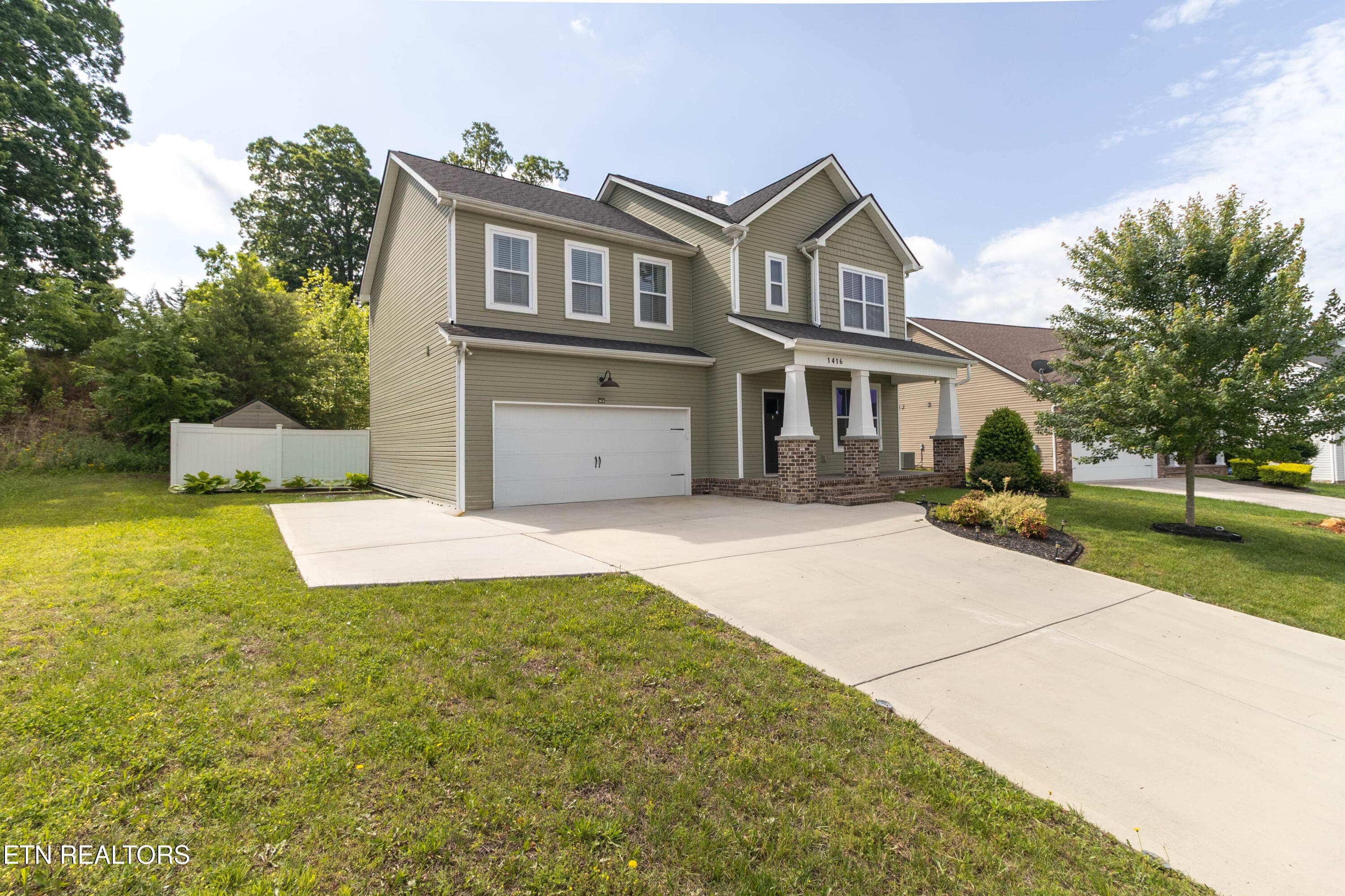 1U6A1725-Edit - 1416 Madison Oaks Rd, Knoxville, TN 37924, Knoxville