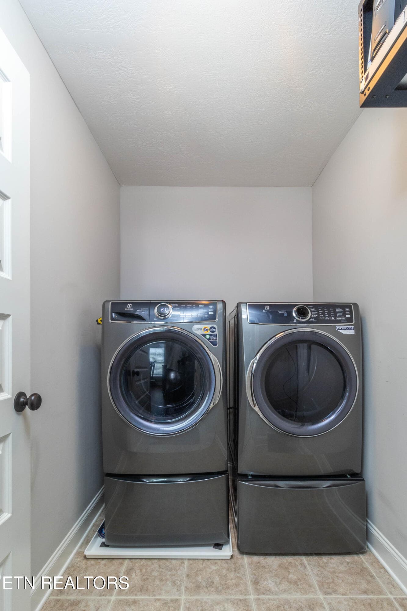 1U6A1694-Edit - 1416 Madison Oaks Rd, Knoxville, TN 37924, Knoxville