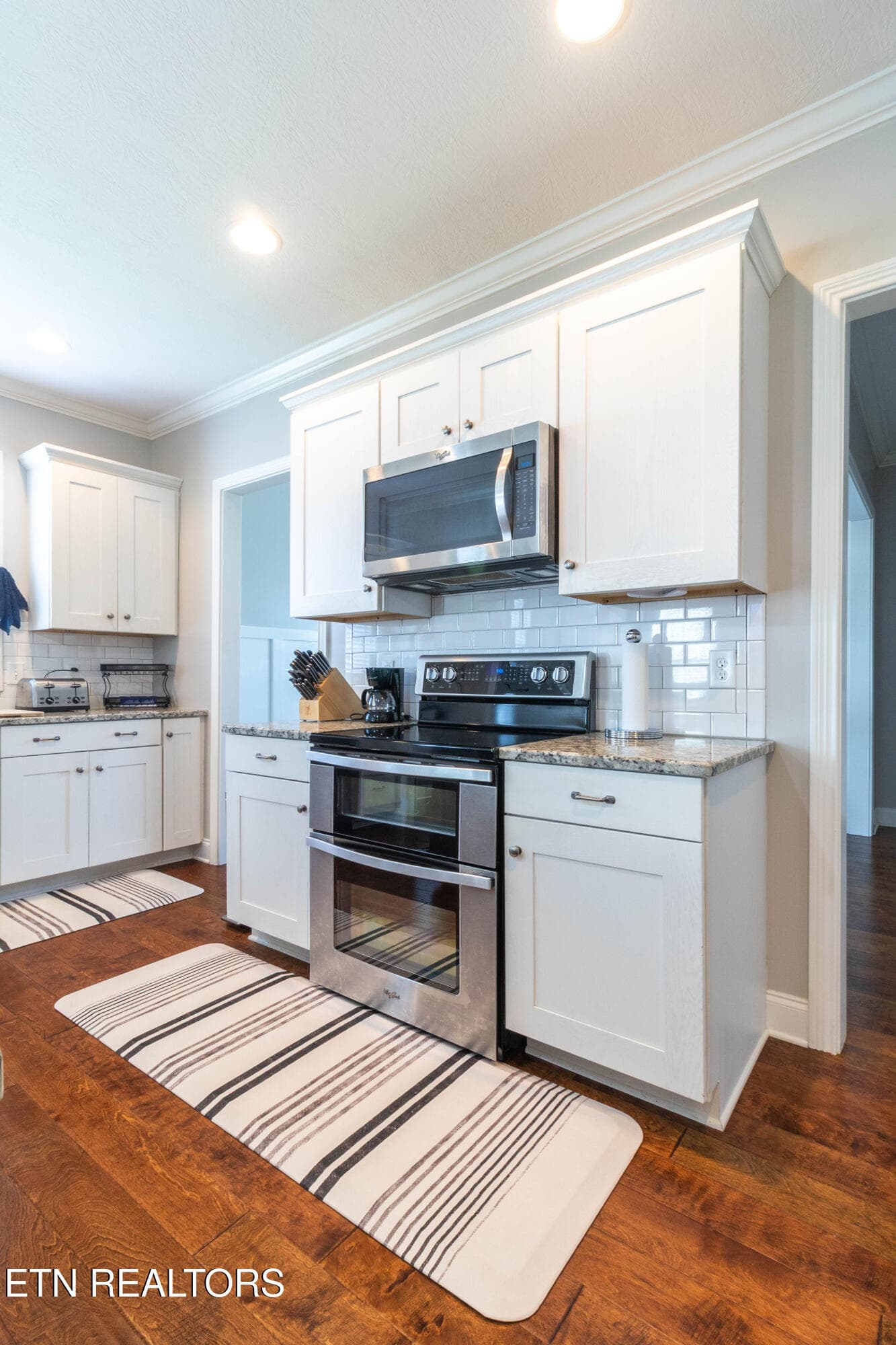 1U6A1607 - 1416 Madison Oaks Rd, Knoxville, TN 37924, Knoxville