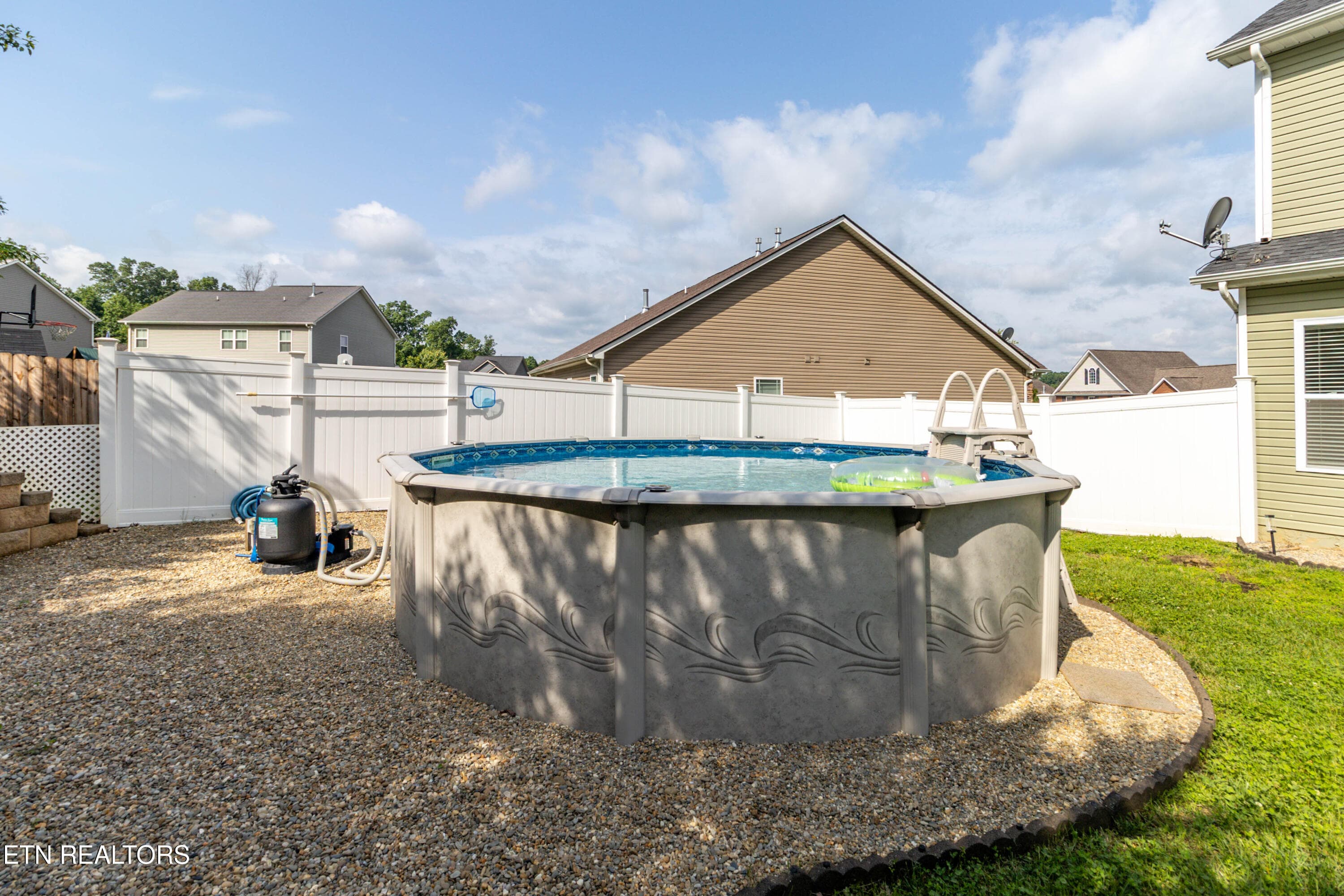 1U6A1651 - 1416 Madison Oaks Rd, Knoxville, TN 37924, Knoxville