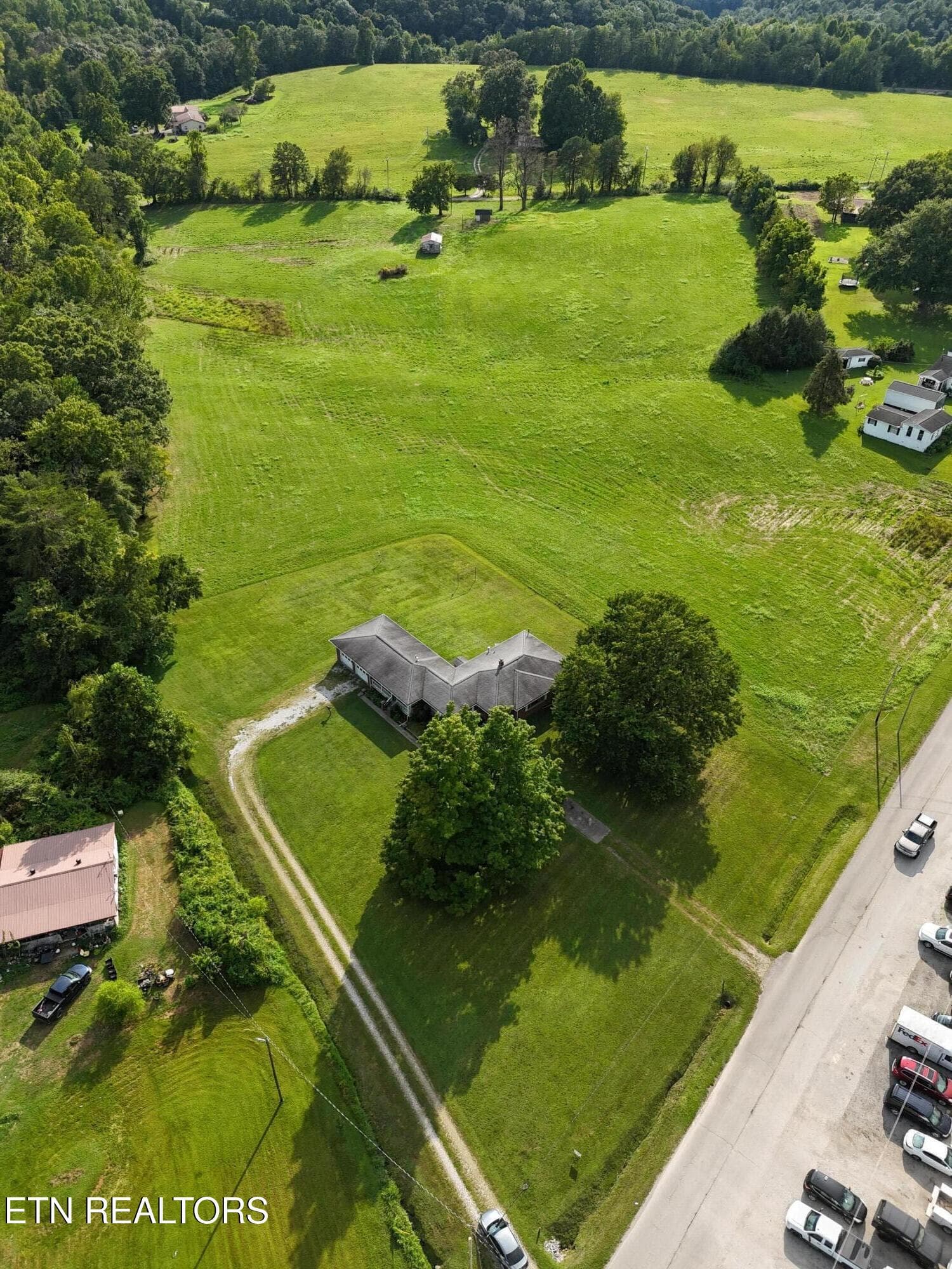 88 - 195 Old Highway 27, Robbins, TN 37852