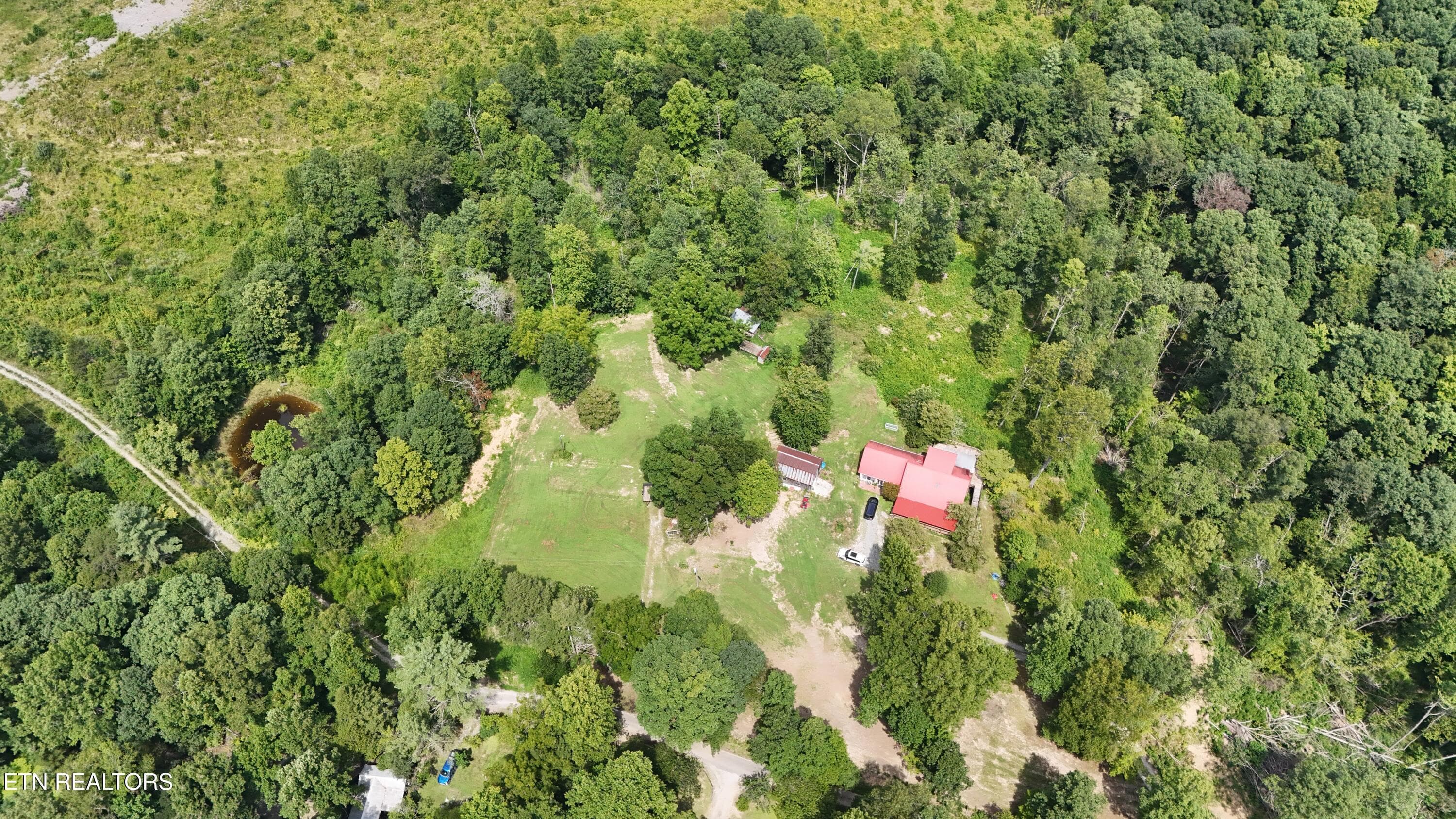 140 - 141 Central Ave, Robbins, TN 37852