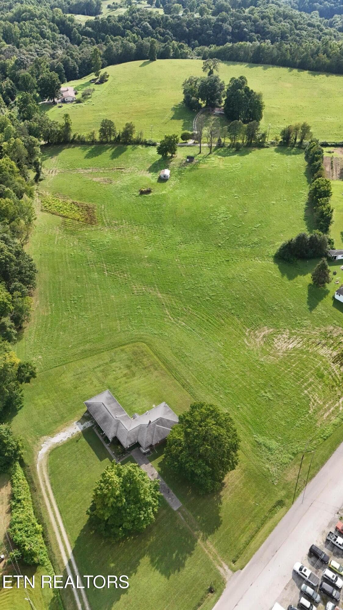 66 - 195 Old Highway 27, Robbins, TN 37852