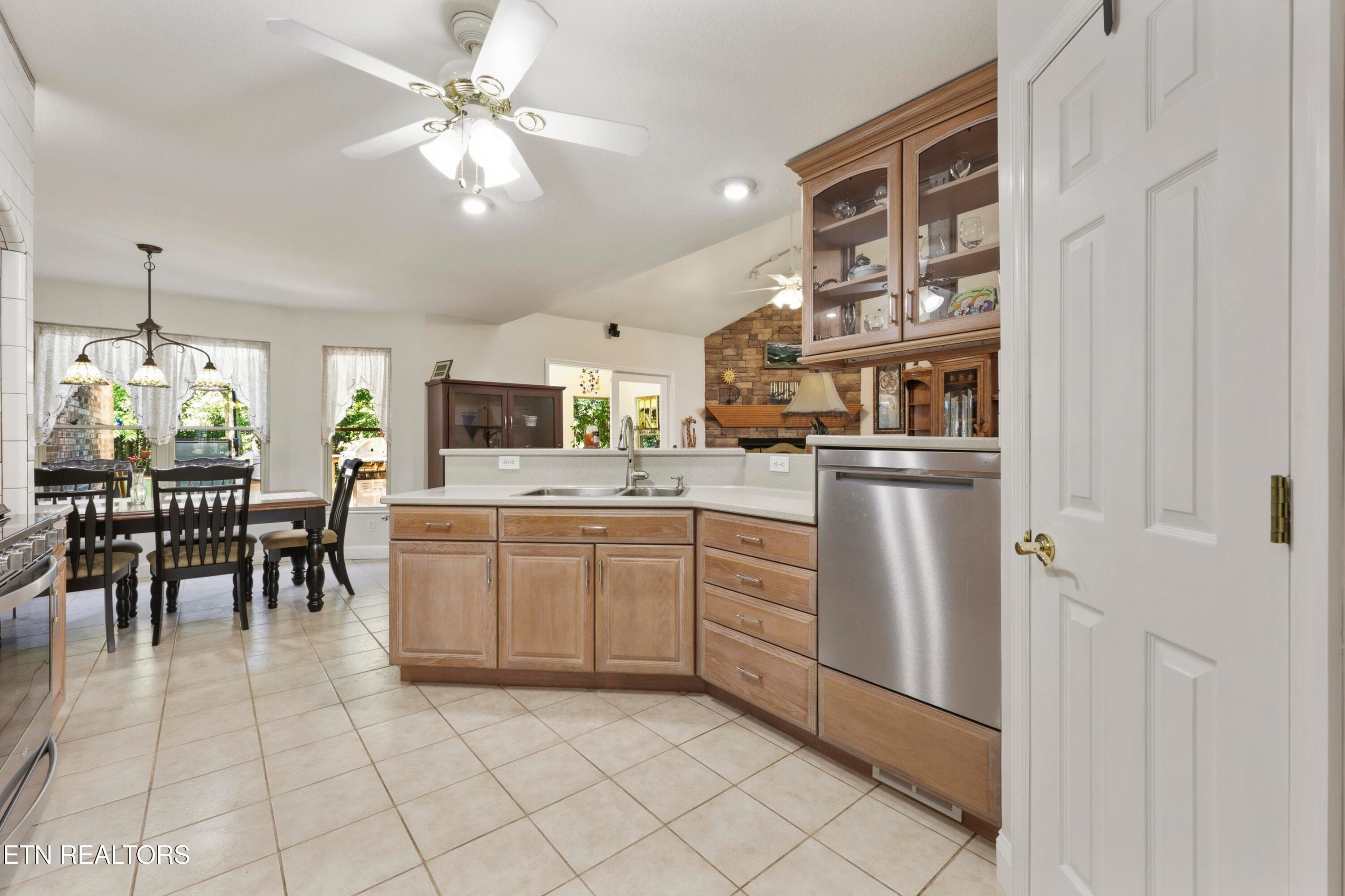09-3217 Cove Ln 18 - 3217 Cove Lane, Louisville, TN 37777, Louisville