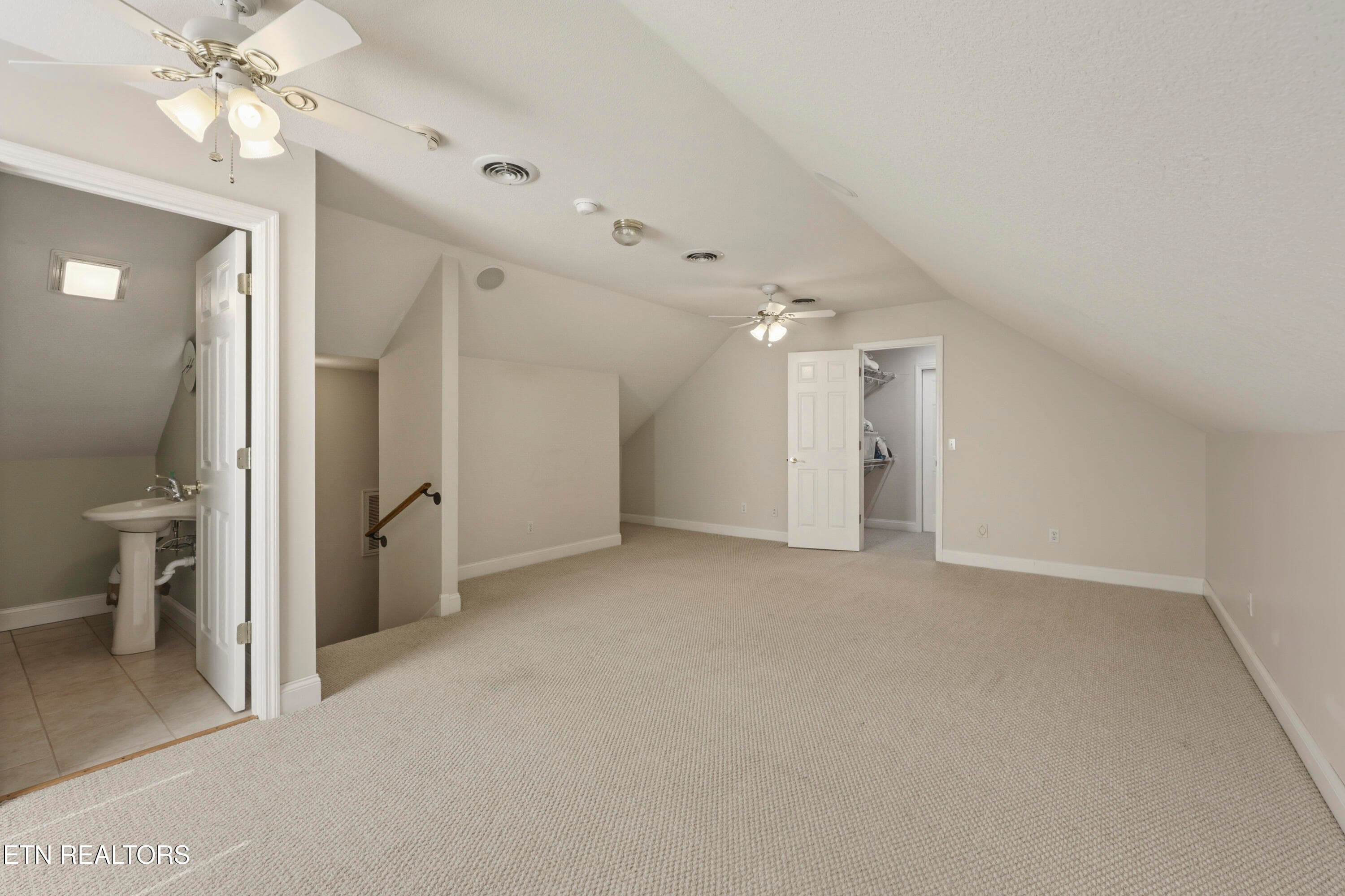 27-3217 Cove Ln 36 - 3217 Cove Lane, Louisville, TN 37777, Louisville