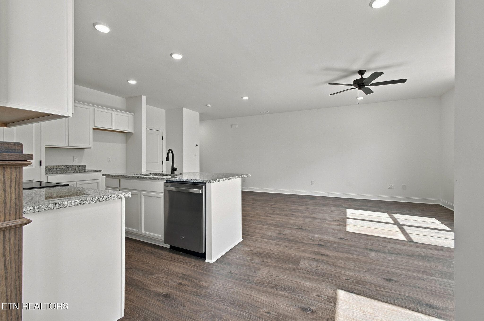 wj2608204-1018 - 1618 Lateglow Way, Knoxville, TN 37931, Knoxville