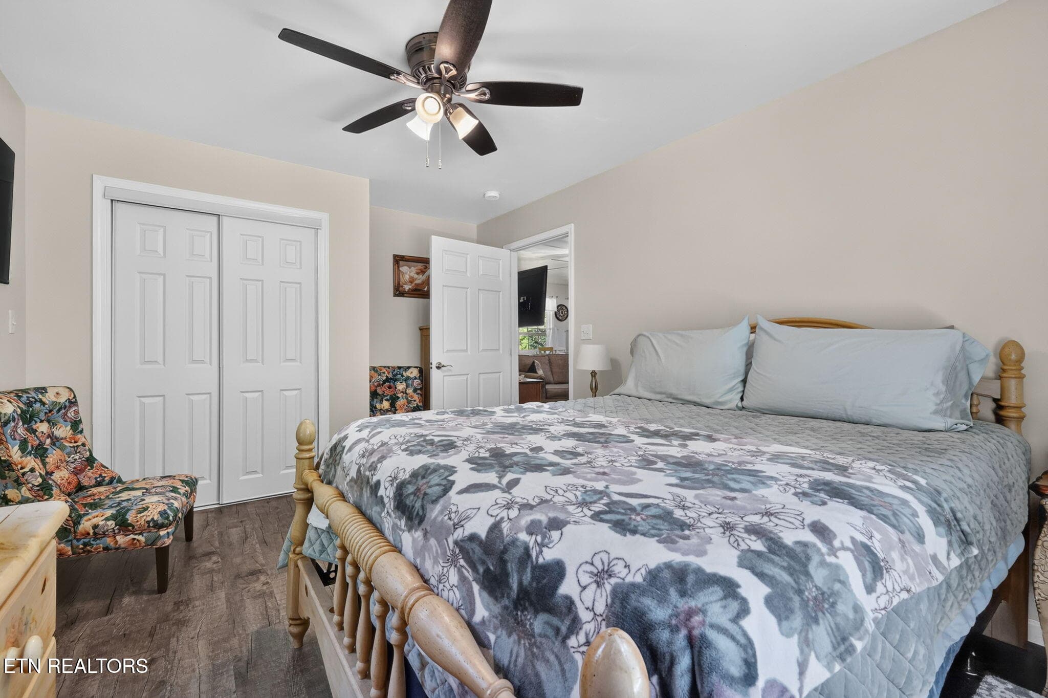 40-web-or-mls-3F1A1052 - 136 Little Ridge Way, Washburn, TN 37888, Washburn