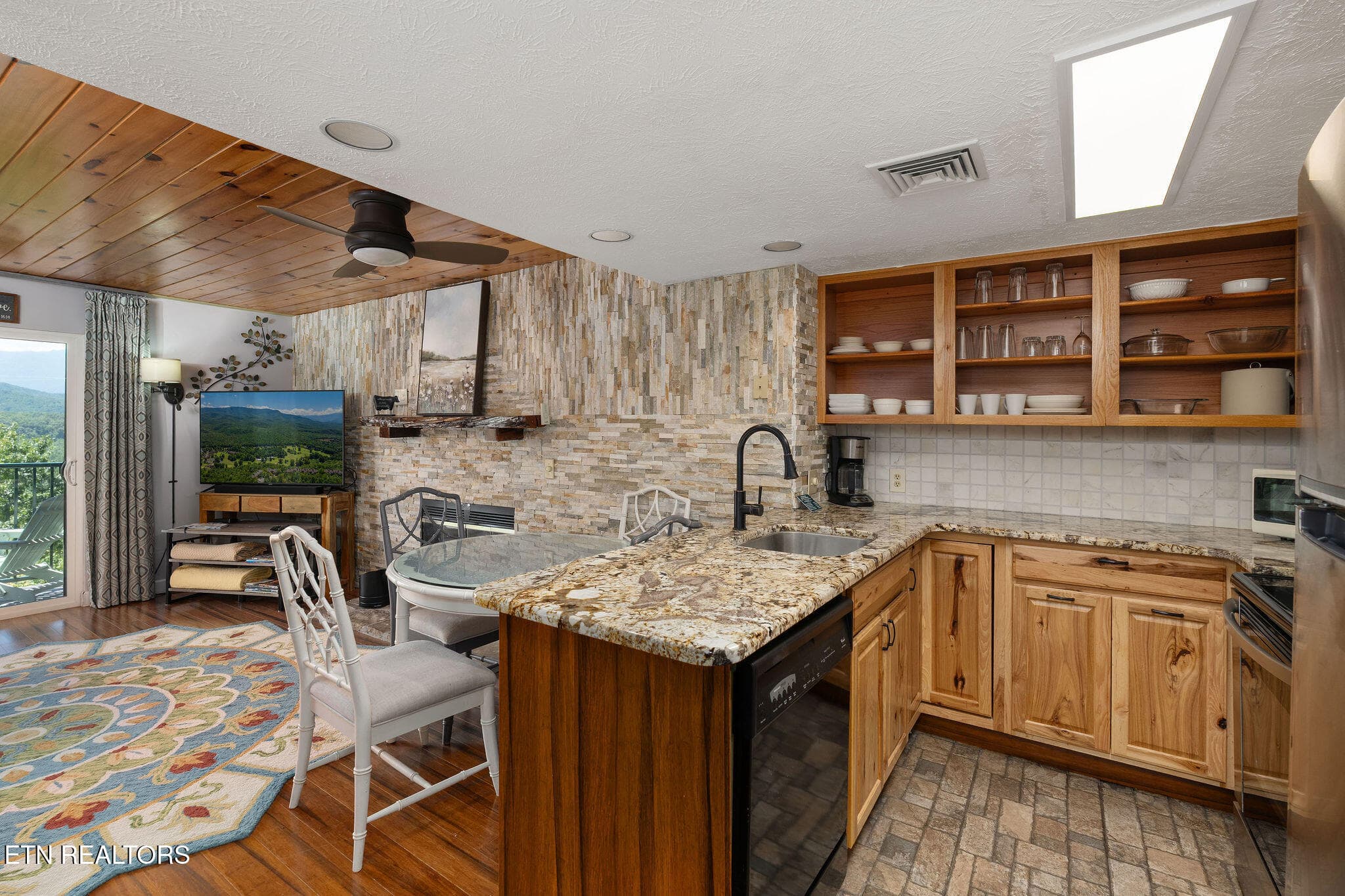 DSC02697 - 3710 Weber Rd 101B, Gatlinburg, TN 37738, Gatlinburg