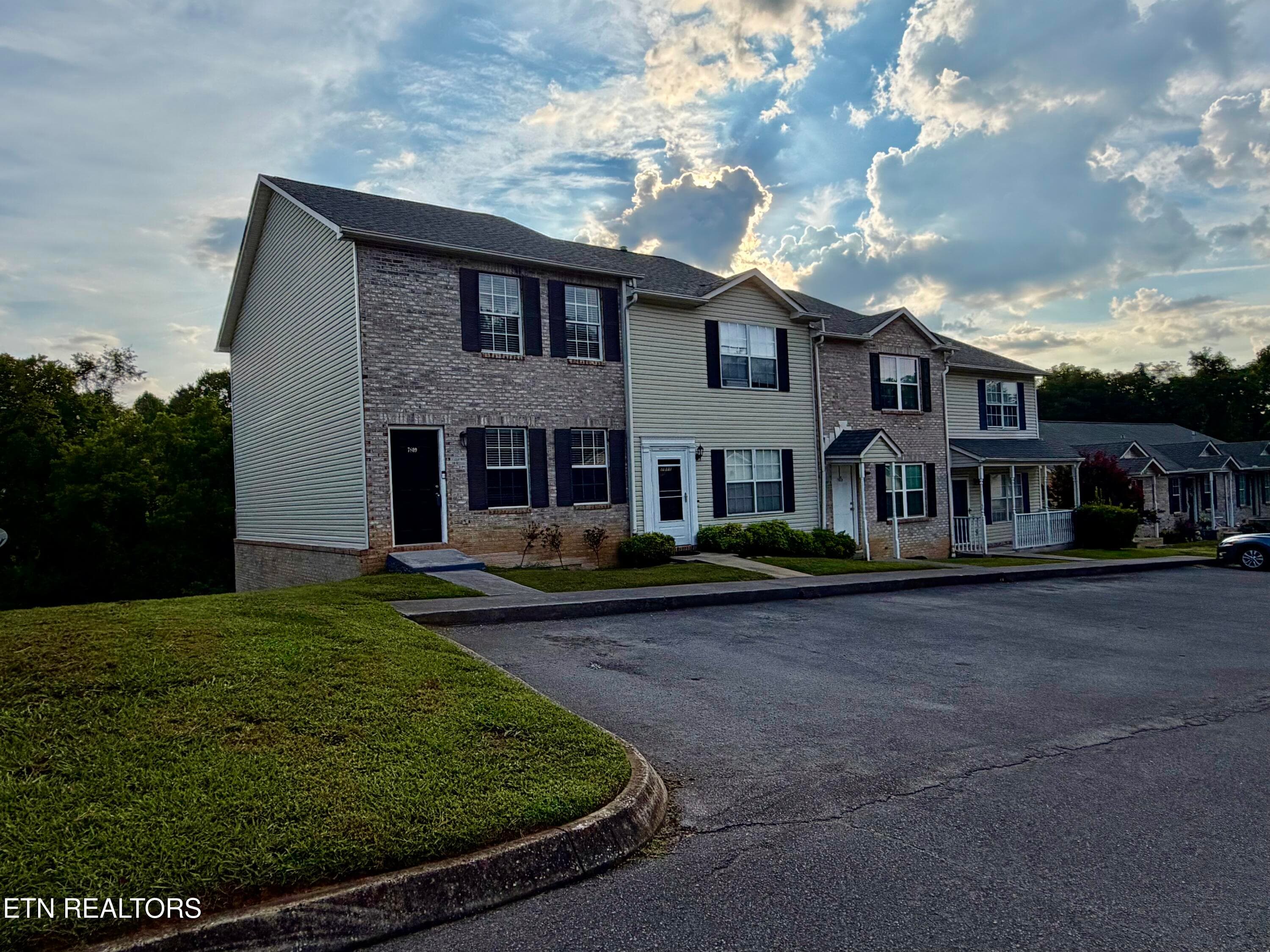 IMG_9986 - 7809 Stone Garden Way, Powell, TN 37849