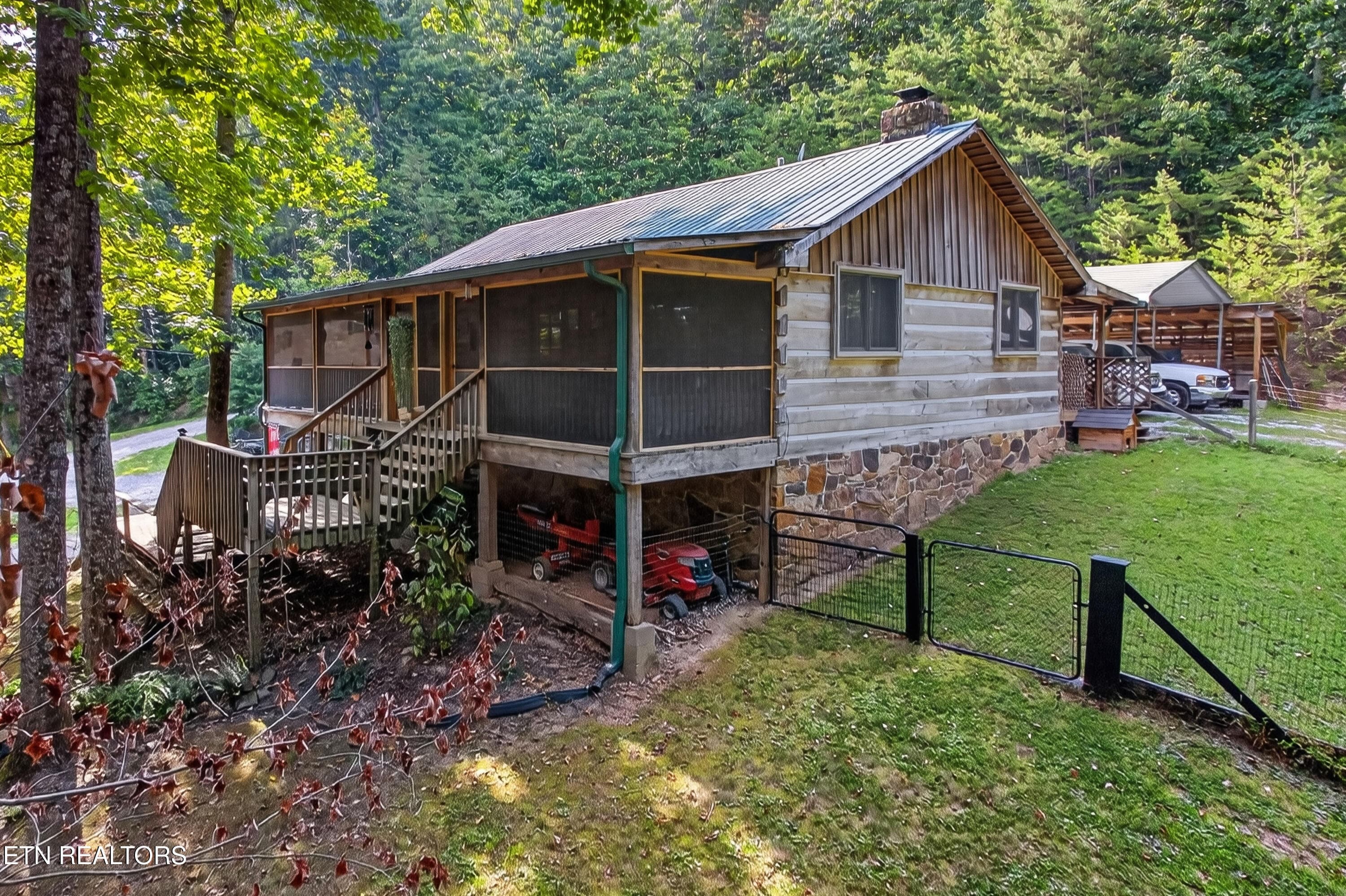IMG_4912 - 5919 Atkins Rd, Knoxville, TN 37918