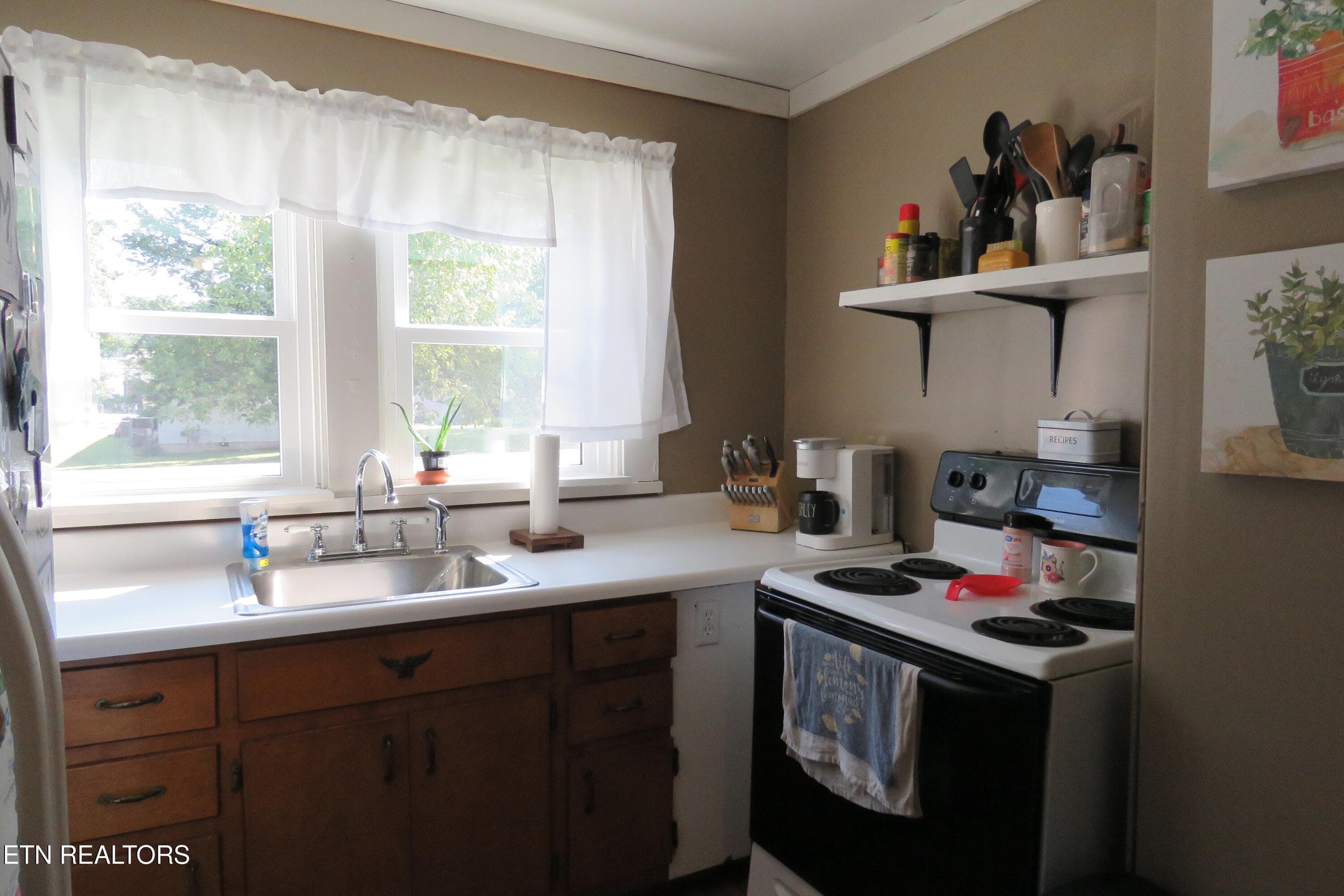 5 - 202 W 4th St, Livingston, TN 38570, Livingston