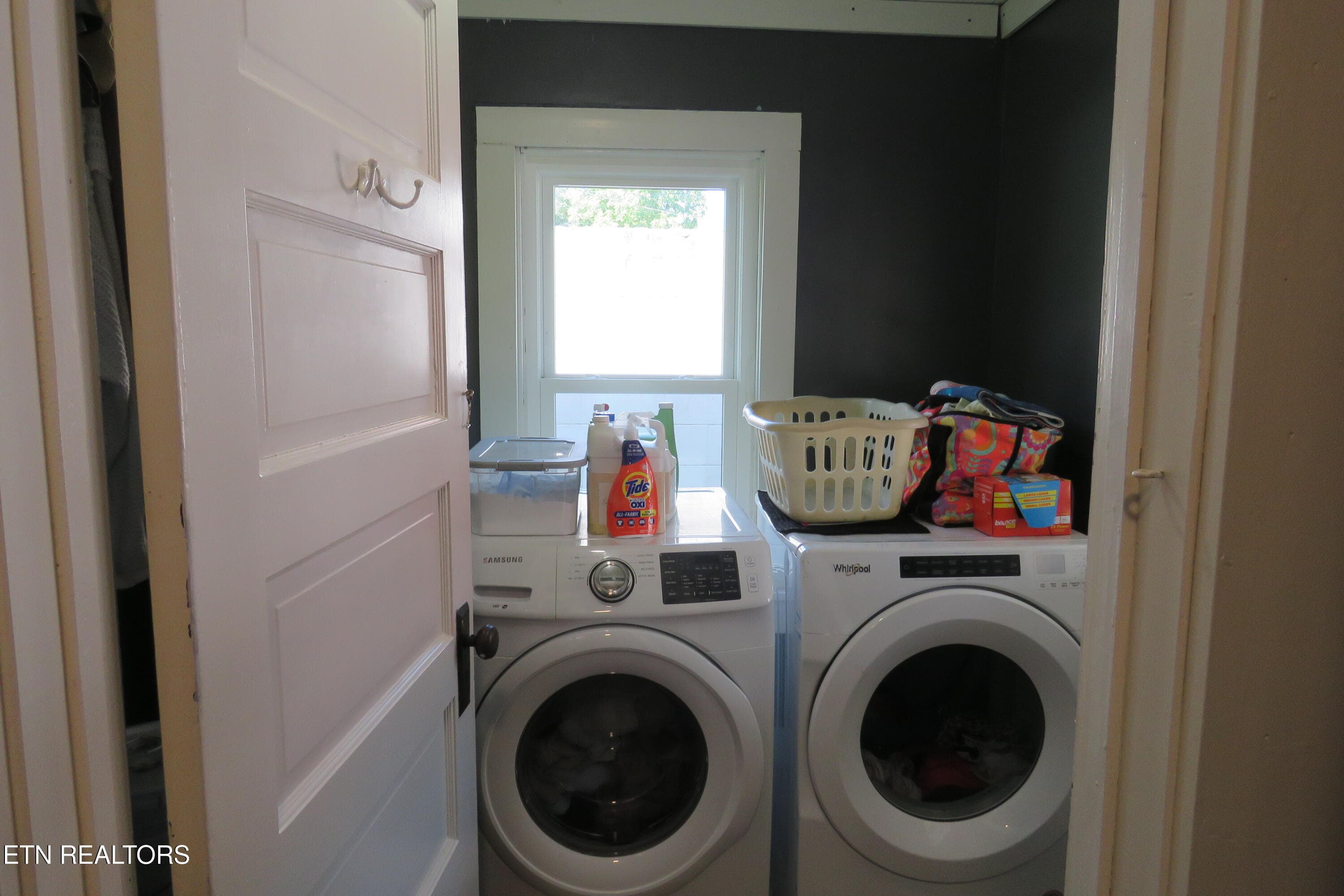 12 - 202 W 4th St, Livingston, TN 38570, Livingston
