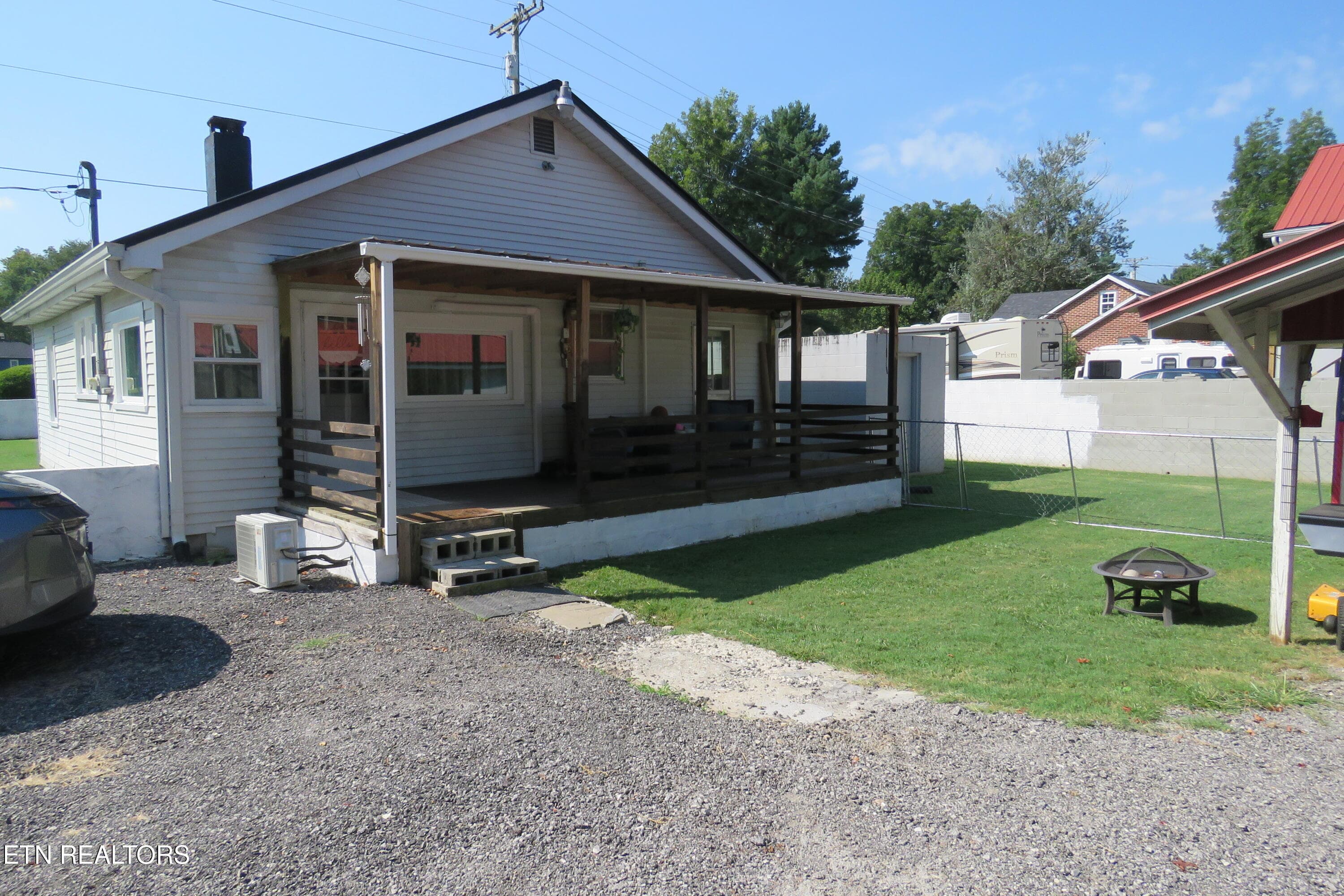 13 - 202 W 4th St, Livingston, TN 38570, Livingston