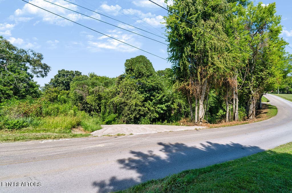 _DSC7554-HDR - 4125 Gravelly Hills Rd, Louisville, TN 37777, Louisville