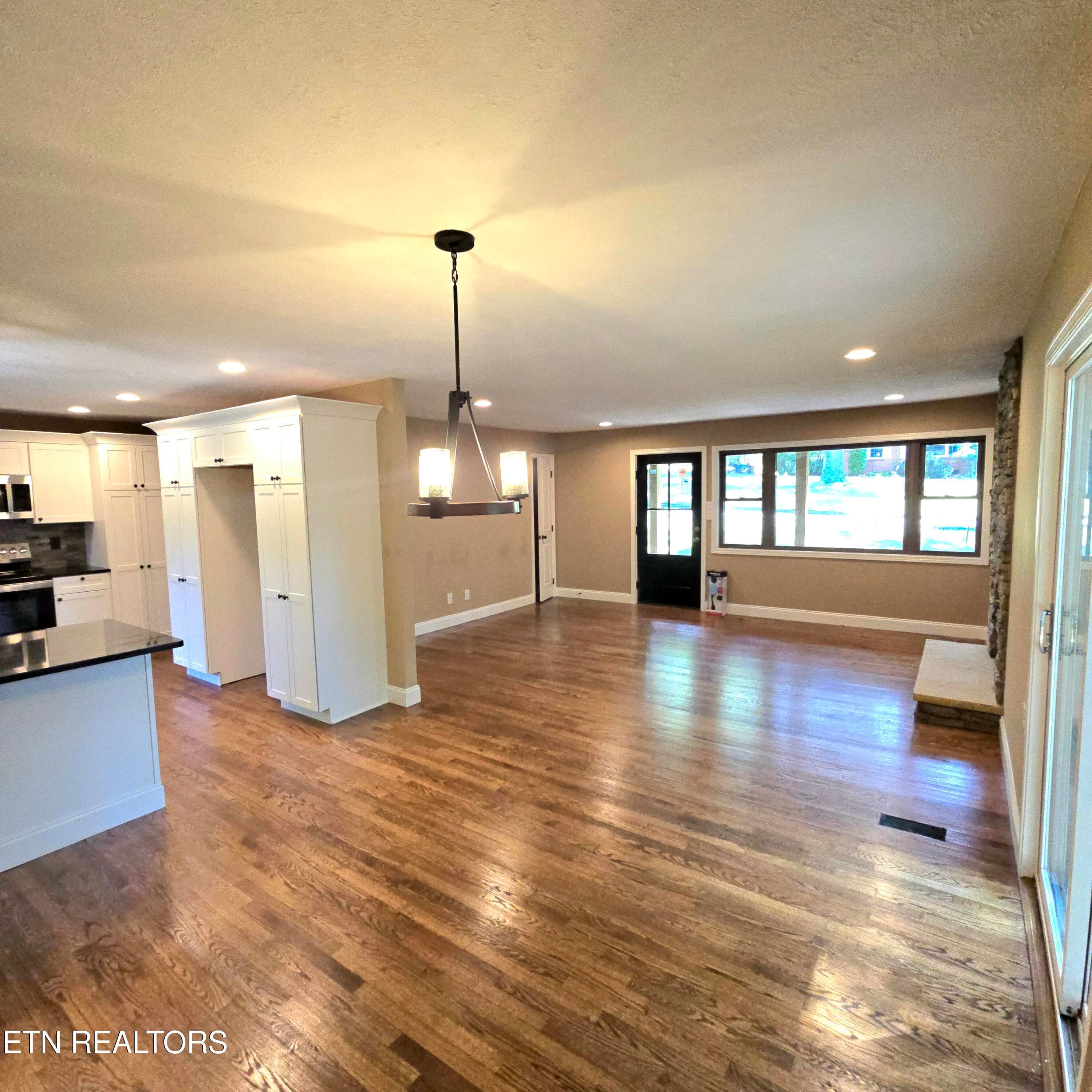 108 Hickory Dr. Maryville, TN 37804 - 108 Hickory Drive, Maryville, TN 37804
