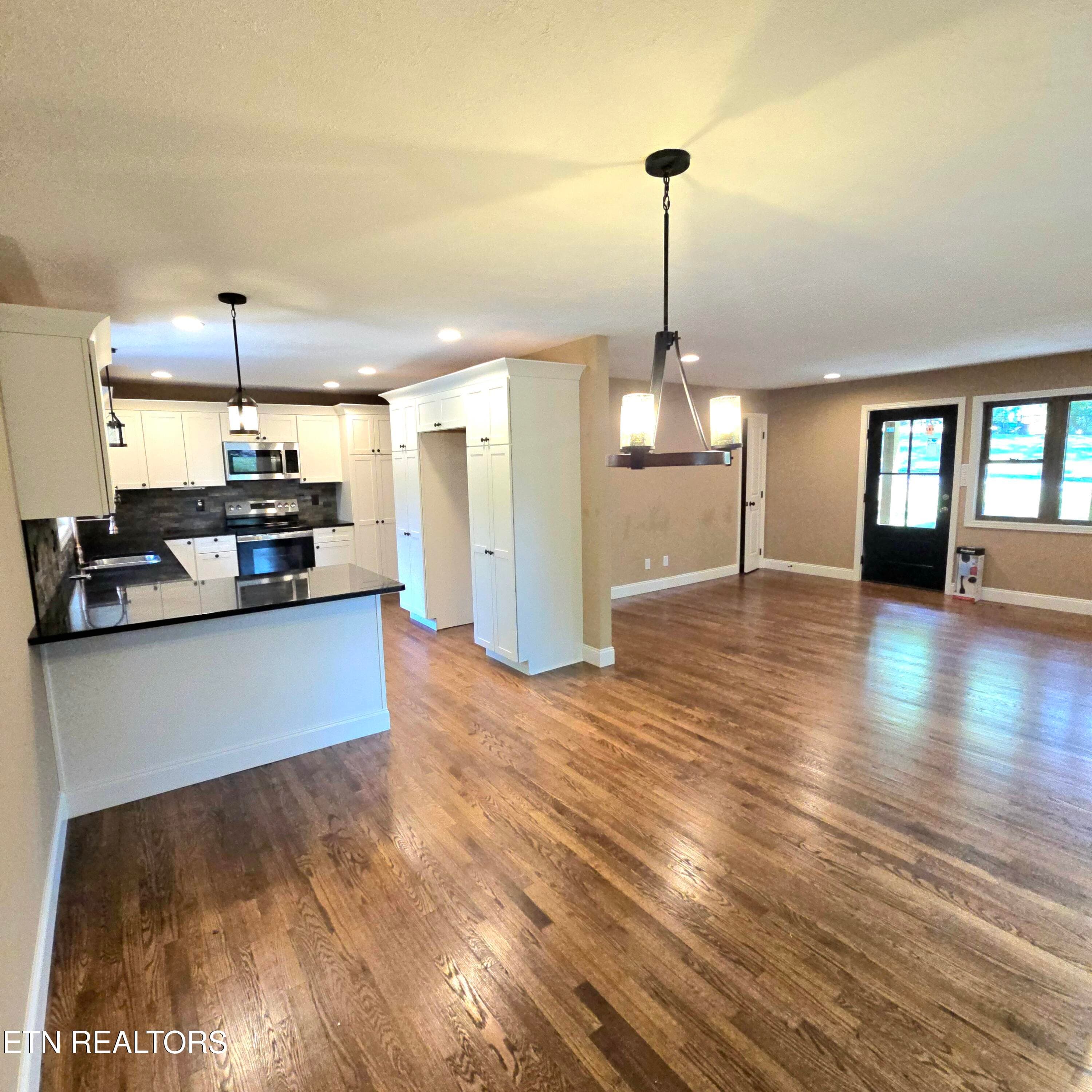 108 Hickory Dr. Maryville, TN 37804 - 108 Hickory Drive, Maryville, TN 37804