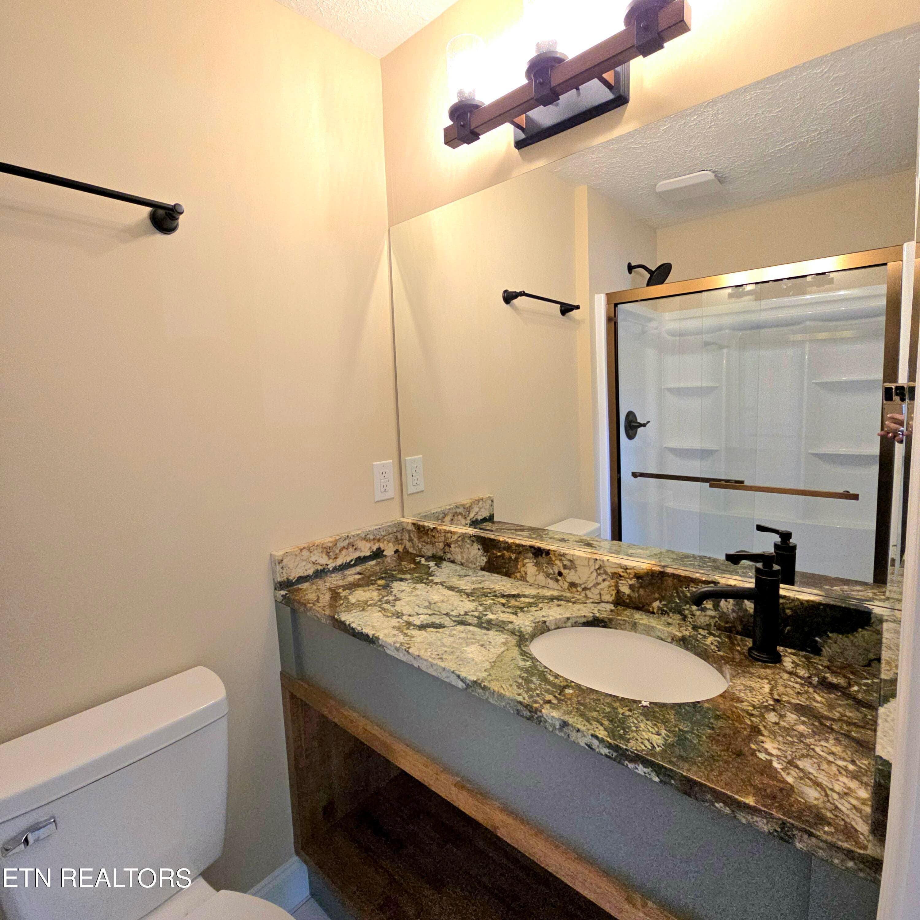 108 Hickory Dr. Maryville, TN 37804 - 108 Hickory Drive, Maryville, TN 37804
