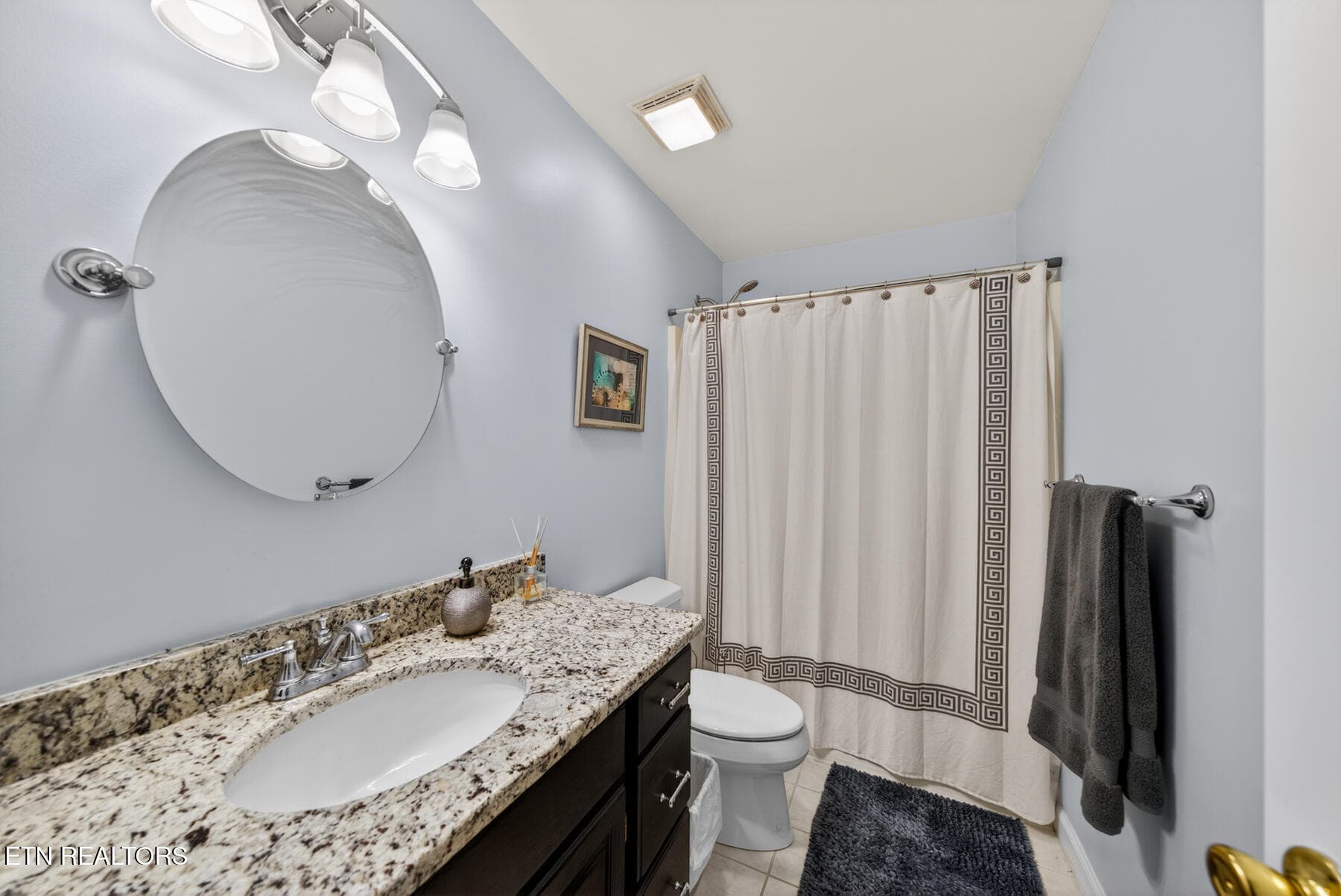 DSC01229 - 2415 N Pointe Cove Circle, Cookeville, TN 38506, Cookeville