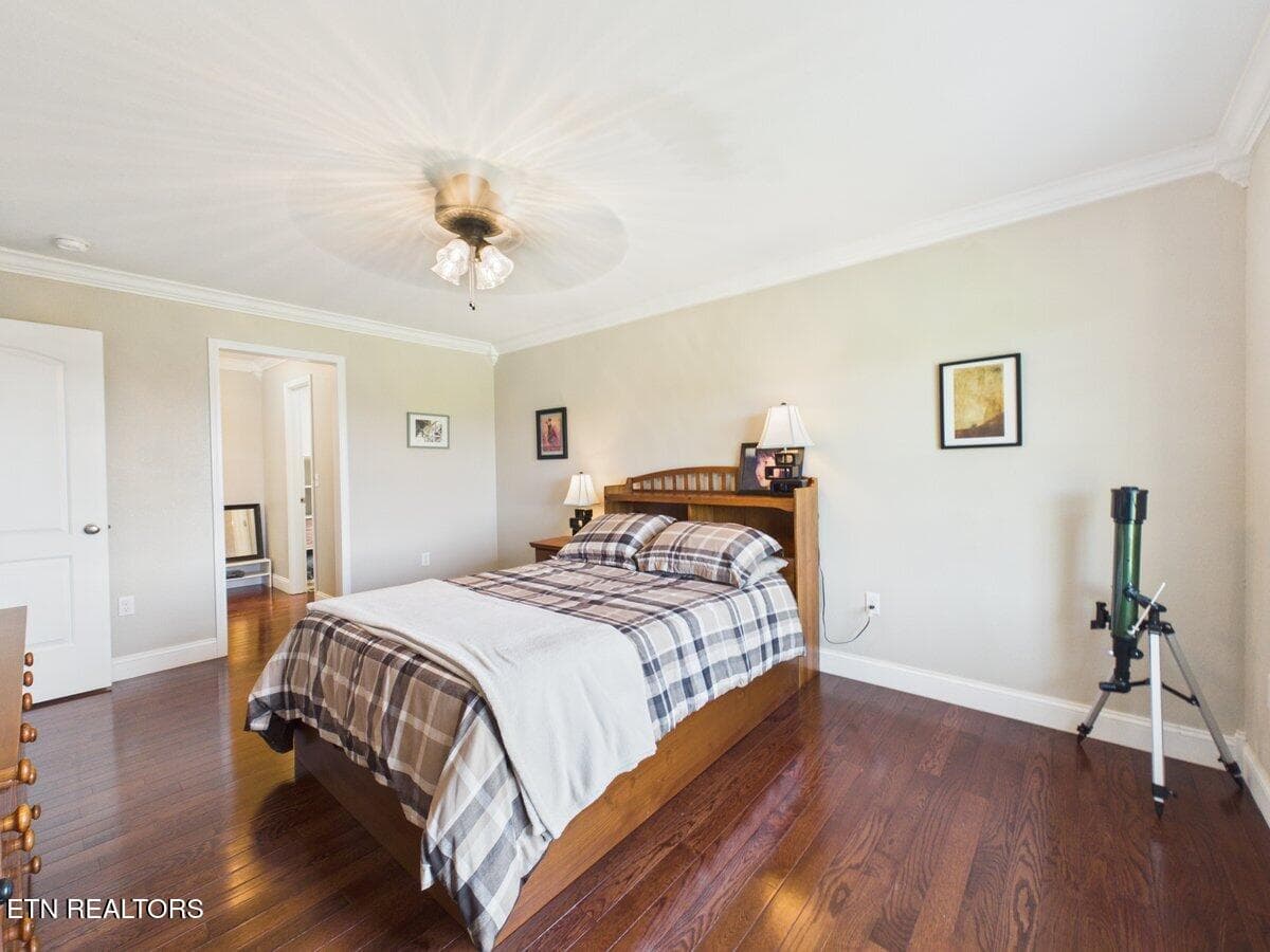 CAM06131G6-PR0028-STILL044 - 317 Oak Grove Rd, Harrogate, TN 37752