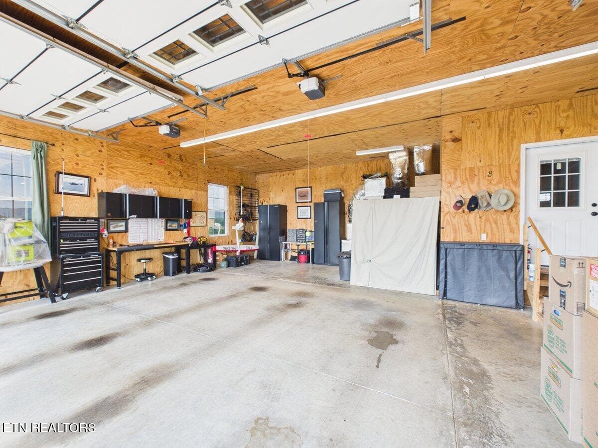 CAM06131G6-PR0028-STILL063 - 317 Oak Grove Rd, Harrogate, TN 37752
