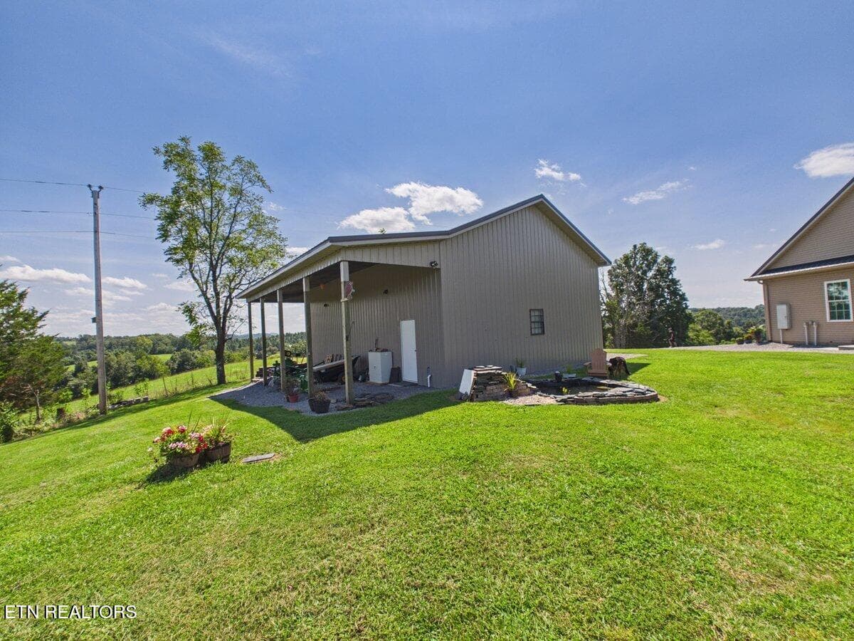 CAM06131G6-PR0028-STILL073 - 317 Oak Grove Rd, Harrogate, TN 37752
