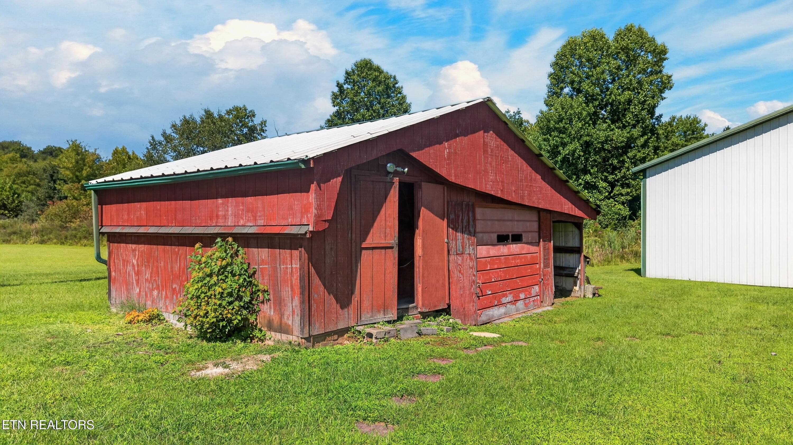 004-819RedwoodDrive-MountCarmel-TN-37645 - 819 Redwood Drive, Mount Carmel, TN 37645