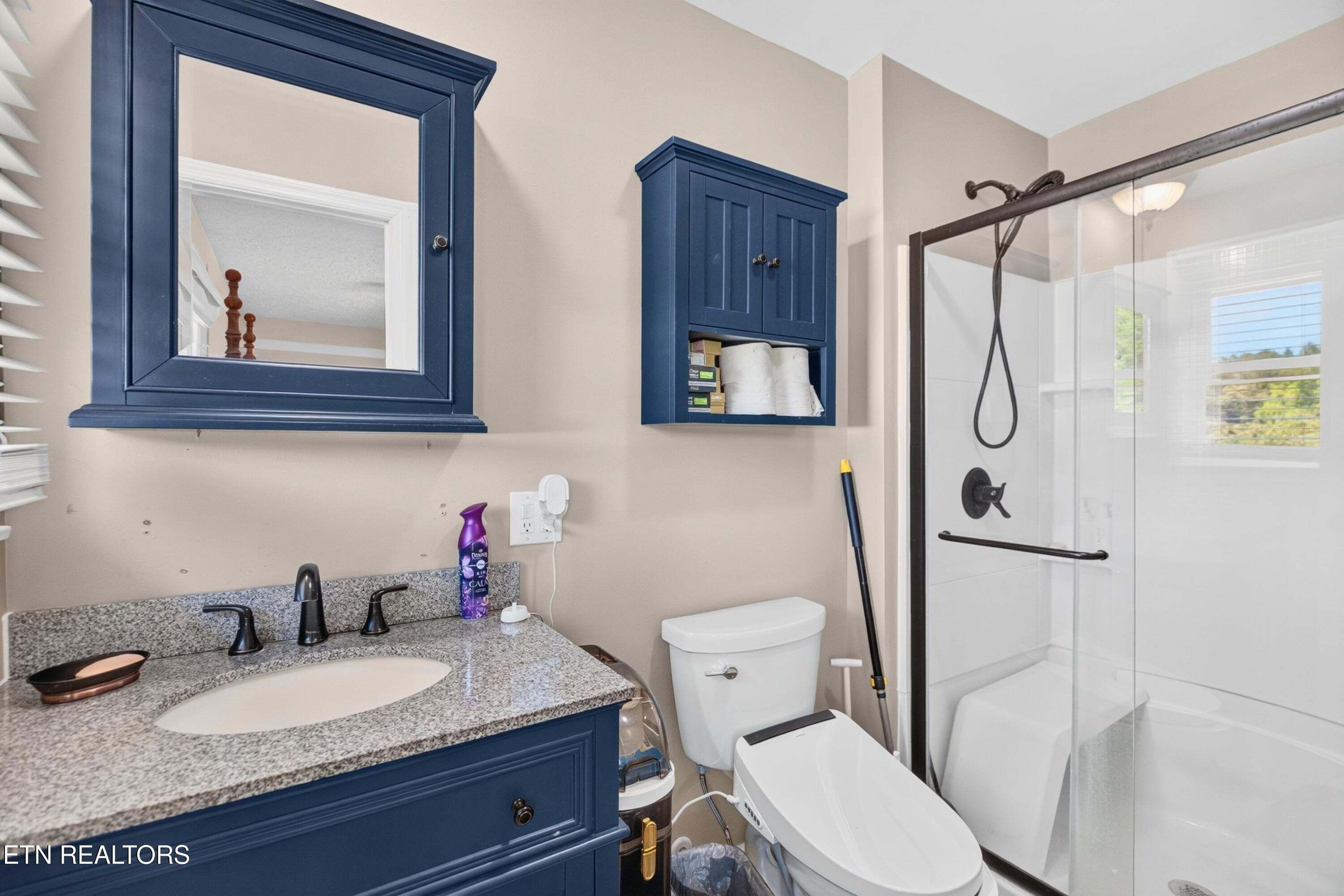 019-819RedwoodDrive-MountCarmel-TN-37645 - 819 Redwood Drive, Mount Carmel, TN 37645