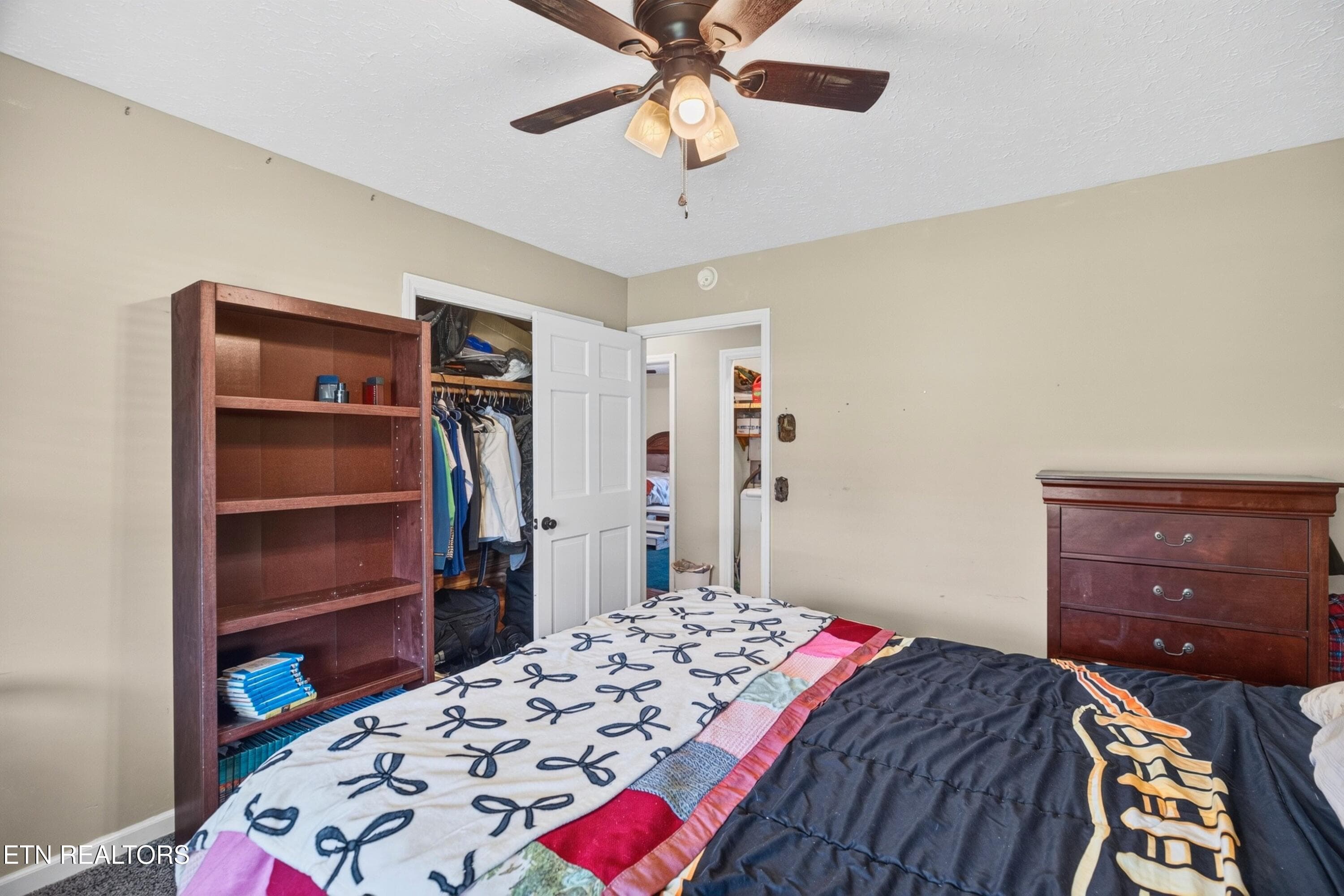 023-819RedwoodDrive-MountCarmel-TN-37645 - 819 Redwood Drive, Mount Carmel, TN 37645