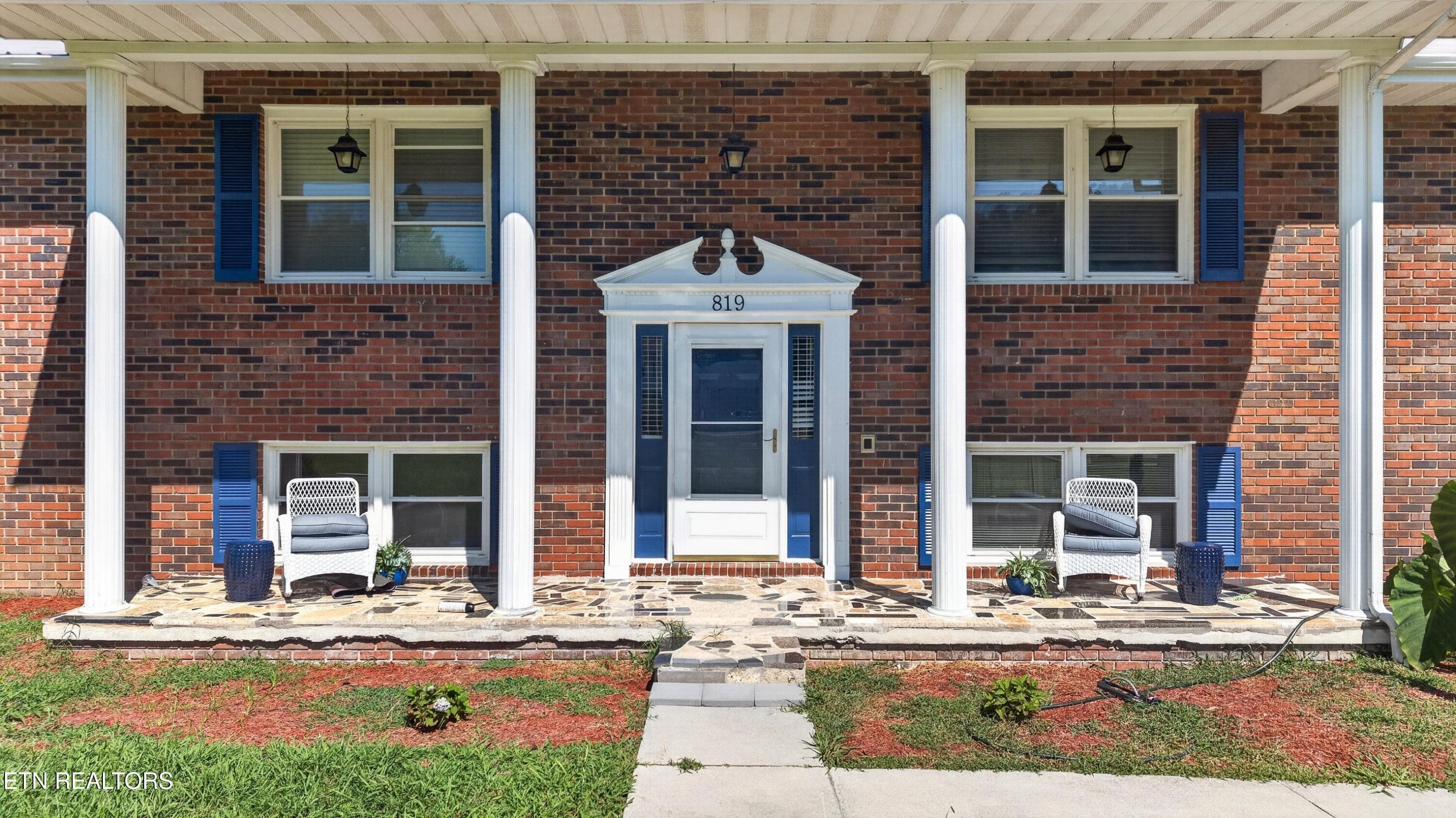 048-819RedwoodDrive-MountCarmel-TN-37645 - 819 Redwood Drive, Mount Carmel, TN 37645