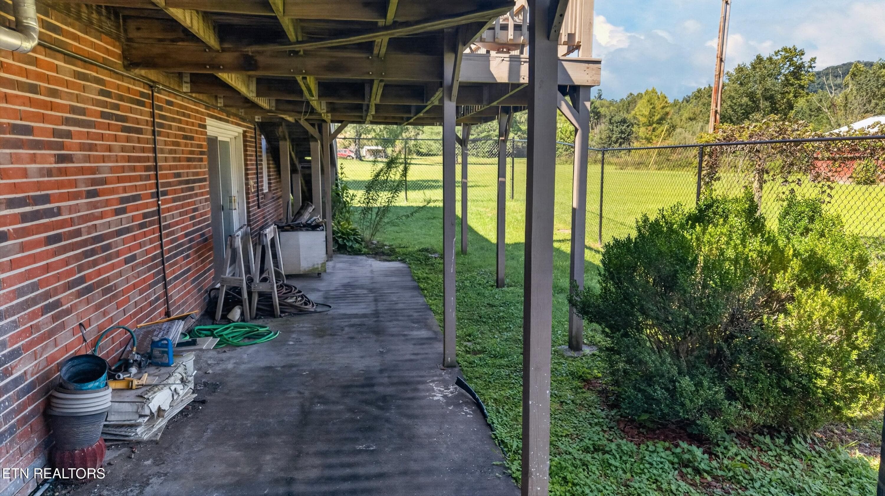 055-819RedwoodDrive-MountCarmel-TN-37645 - 819 Redwood Drive, Mount Carmel, TN 37645