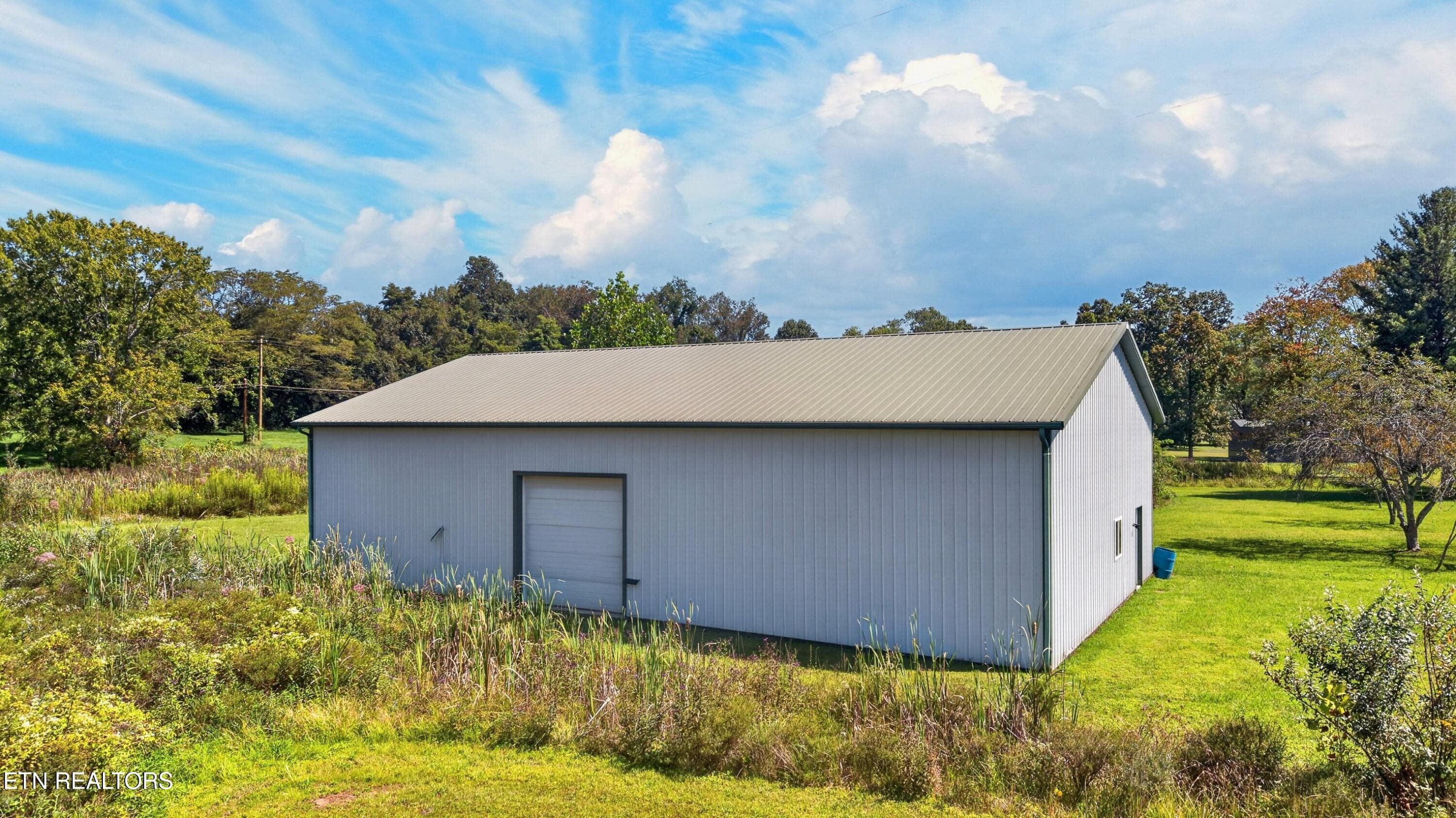 060-819RedwoodDrive-MountCarmel-TN-37645 - 819 Redwood Drive, Mount Carmel, TN 37645