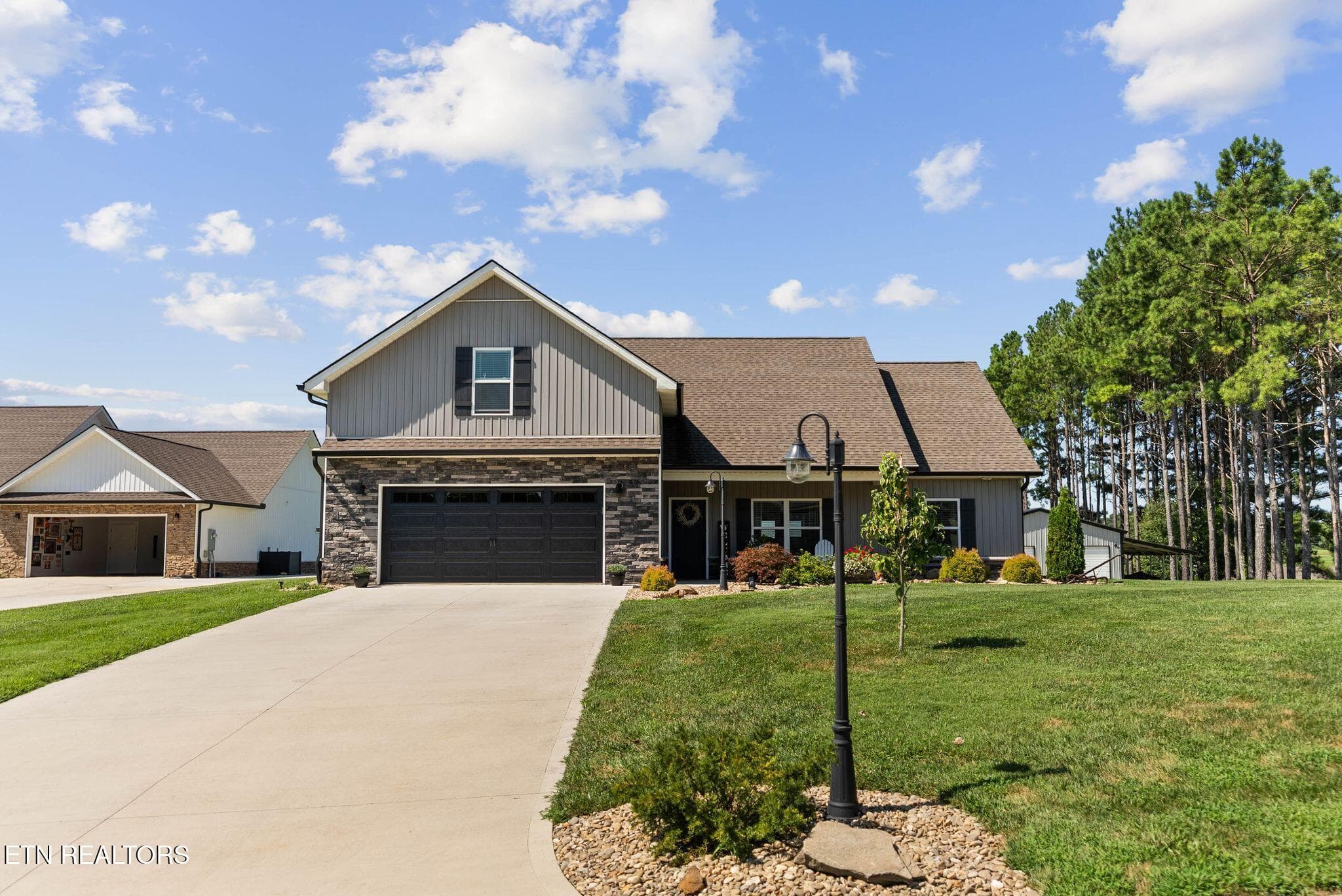 811 Pinebrooke Drive-3 - 811 Pinebrooke Drive, Maryville, TN 37801, Maryville