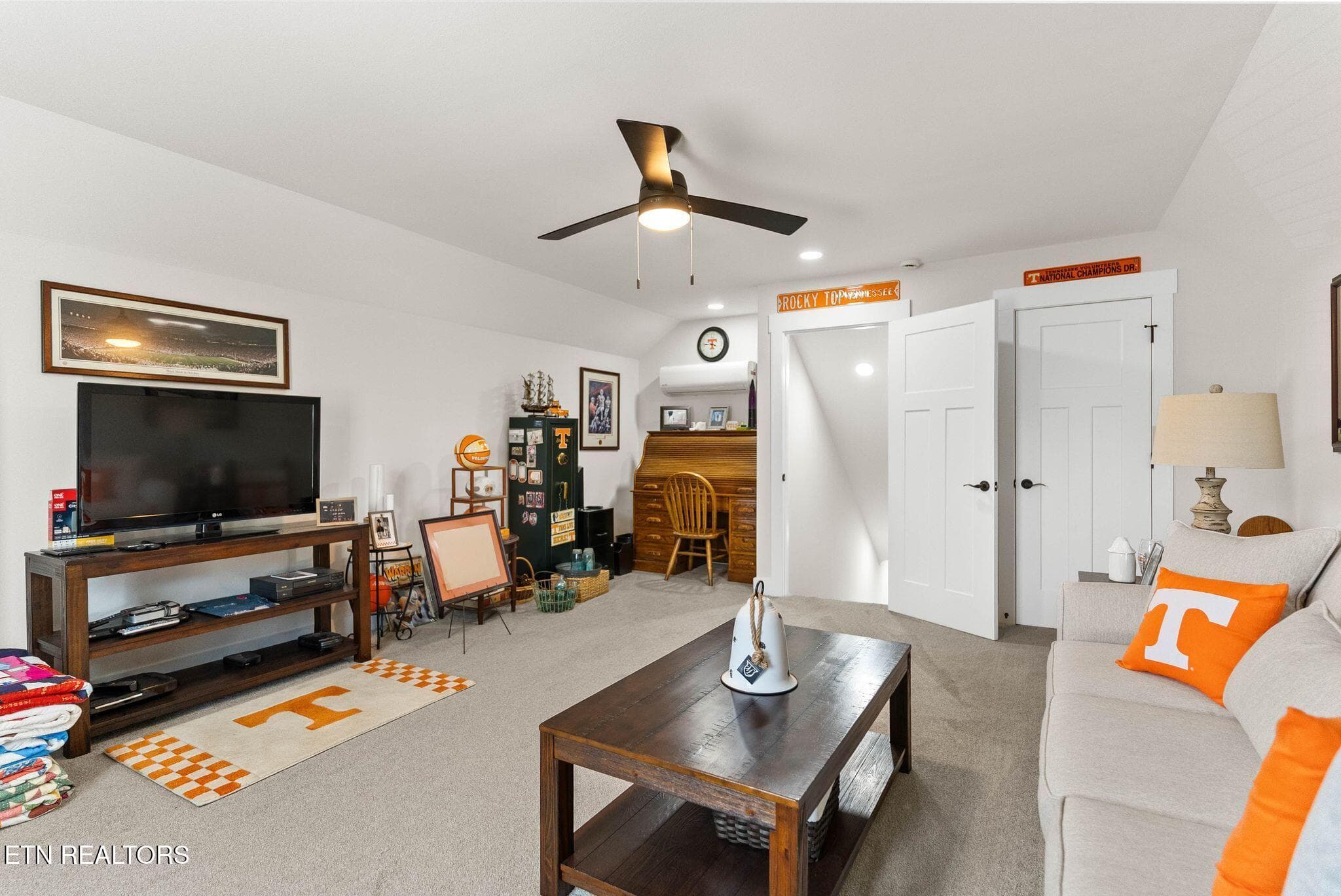 811 Pinebrooke Drive-16 - 811 Pinebrooke Drive, Maryville, TN 37801, Maryville